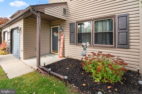 Photo of 28 Lanford Rd, NEW CASTLE, DE 19720 (MLS # DENC2092772)