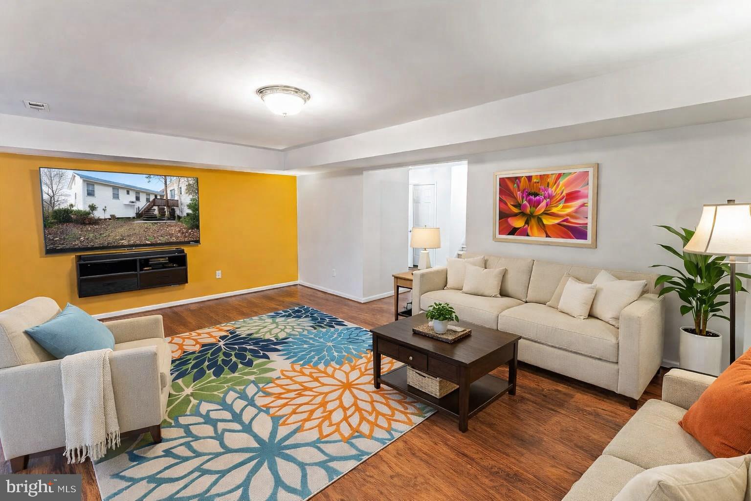 LEE'S HILL - Residential