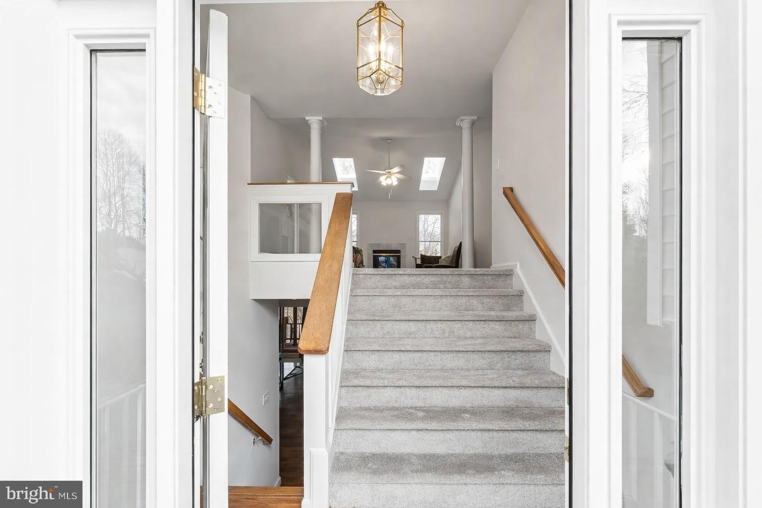 LEE'S HILL - Residential