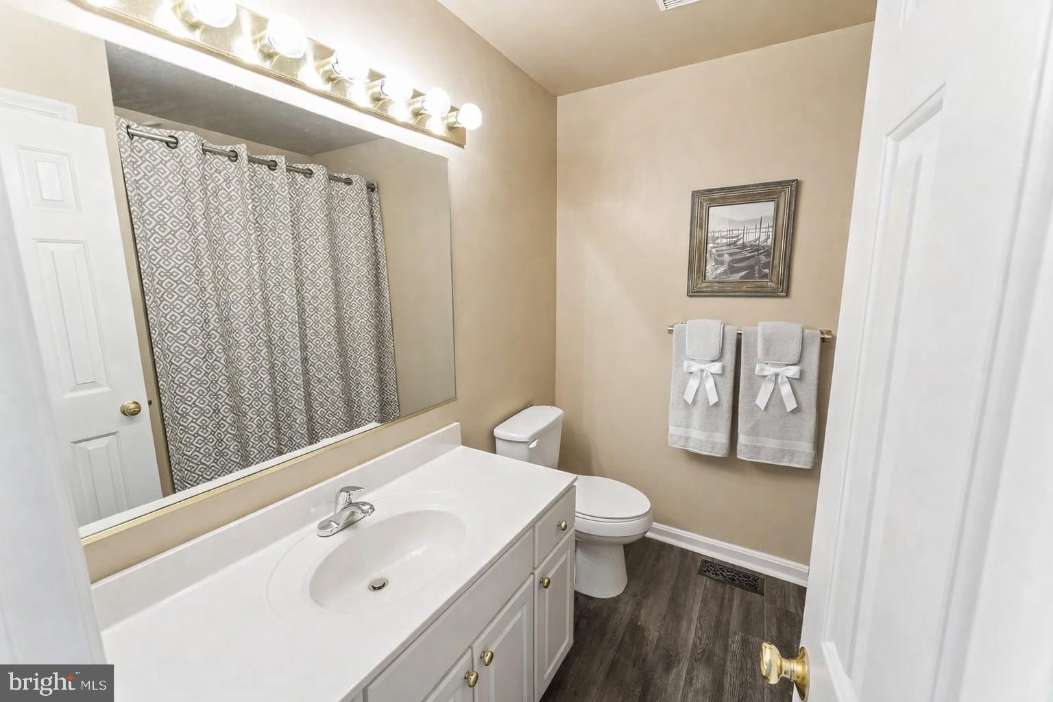 LEE'S HILL - Residential