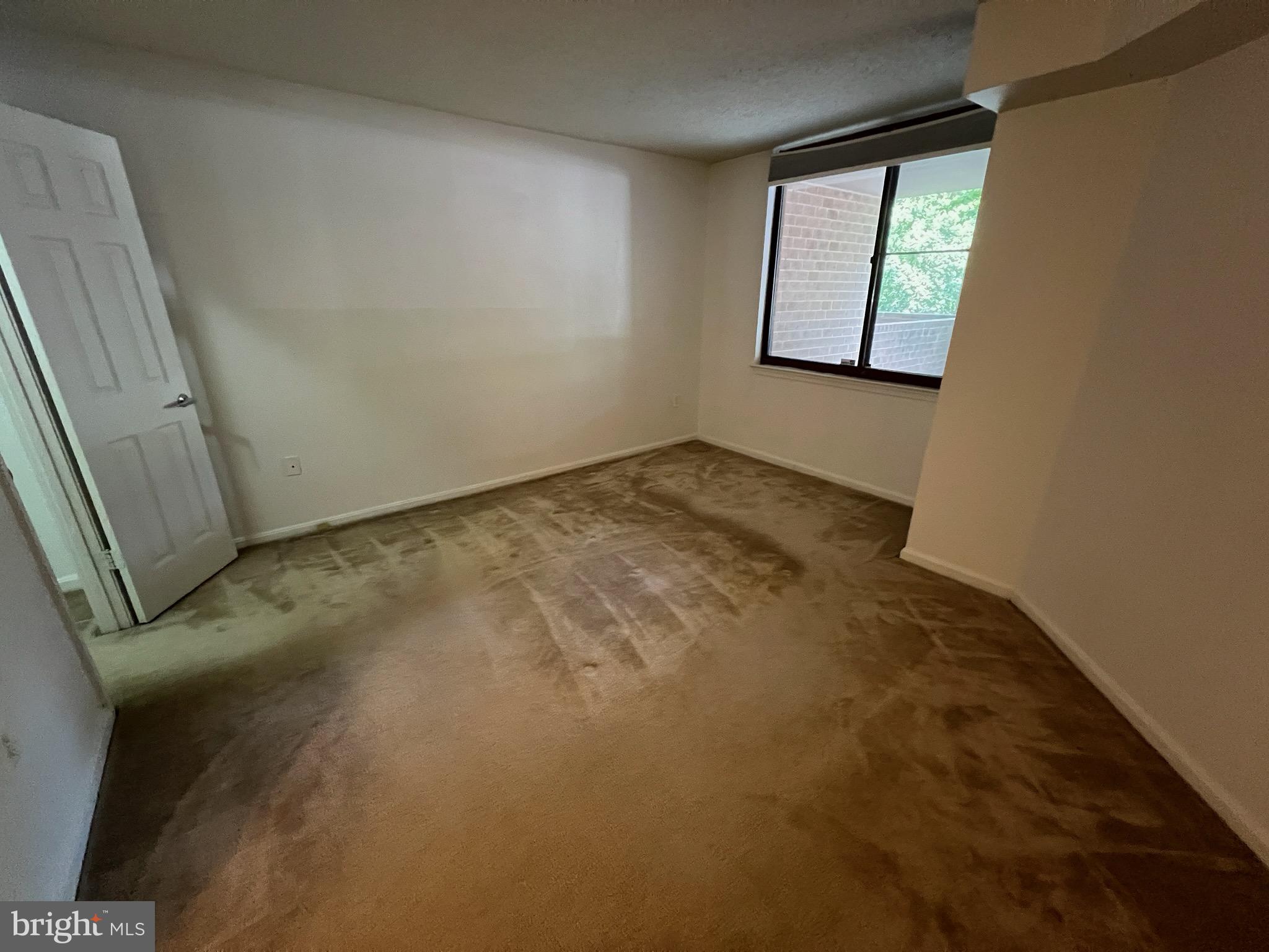 GROSVENOR PARK - Residential Lease