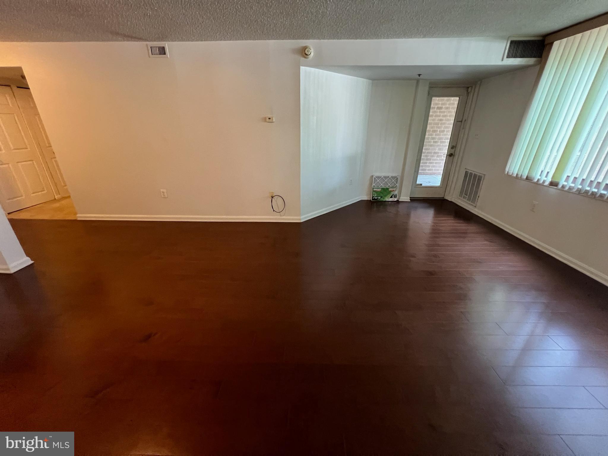 GROSVENOR PARK - Residential Lease