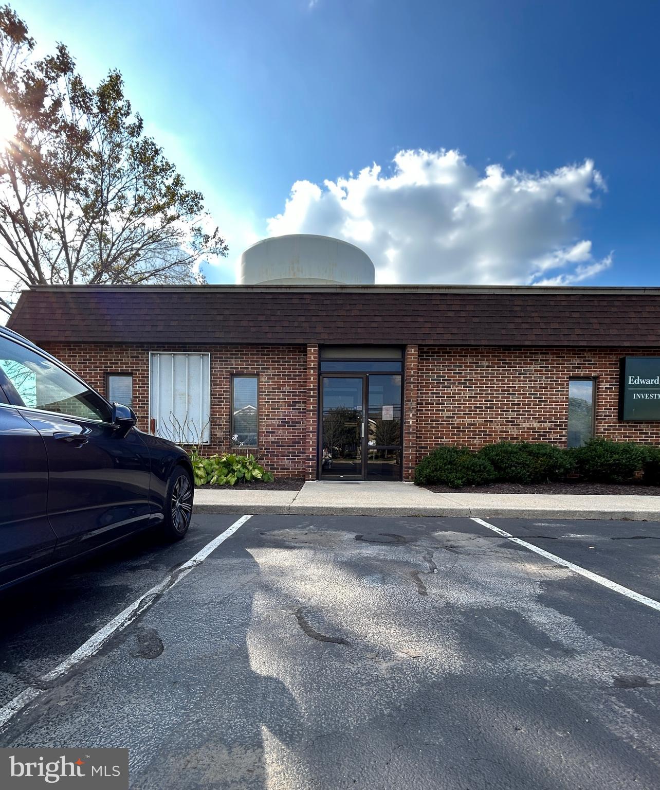 NONE AVAILABLE - Commercial Lease