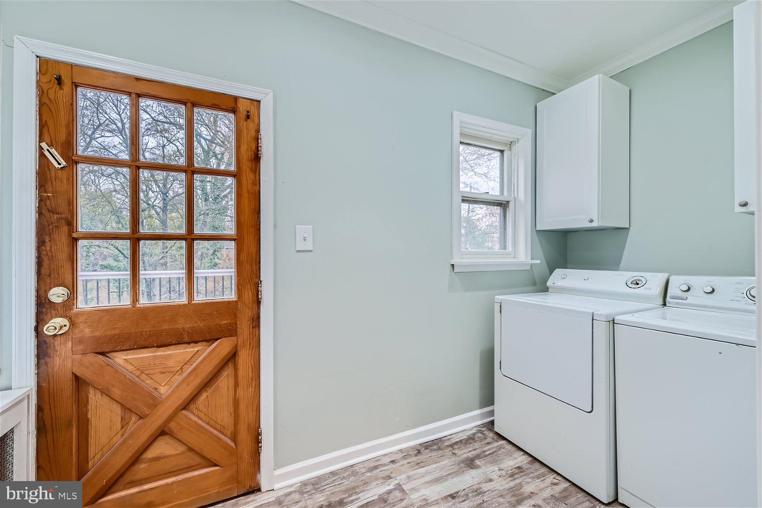 LAURAVILLE HISTORIC DISTRICT - Residential