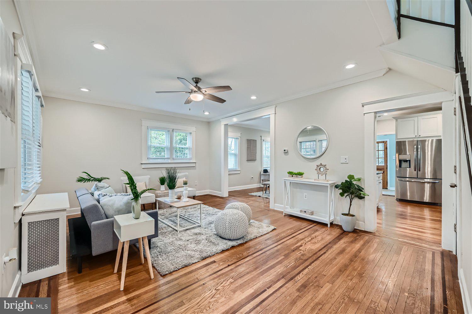 LAURAVILLE HISTORIC DISTRICT - Residential