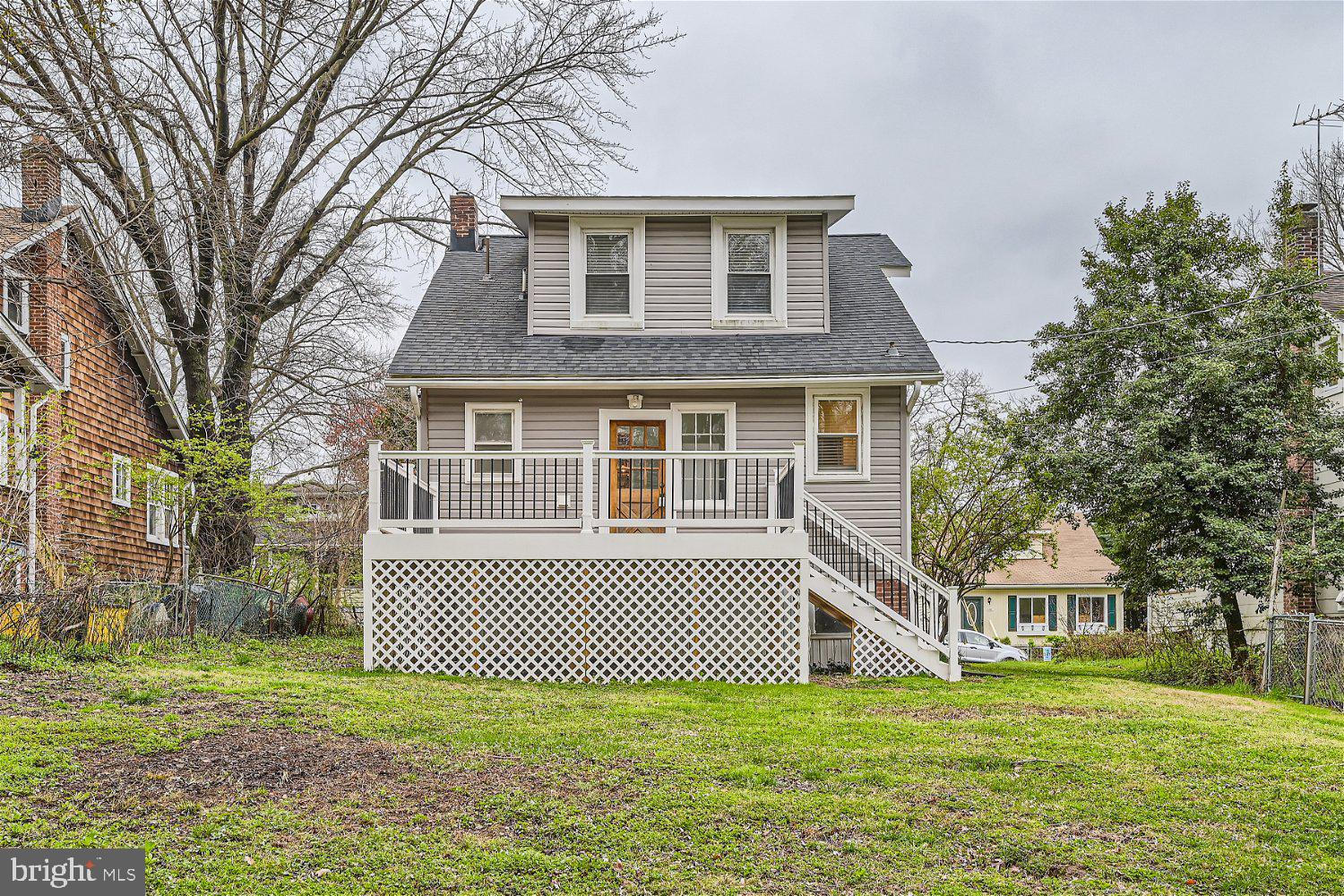 LAURAVILLE HISTORIC DISTRICT - Residential