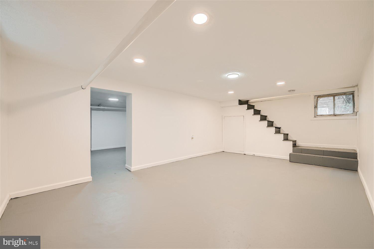 LAURAVILLE HISTORIC DISTRICT - Residential