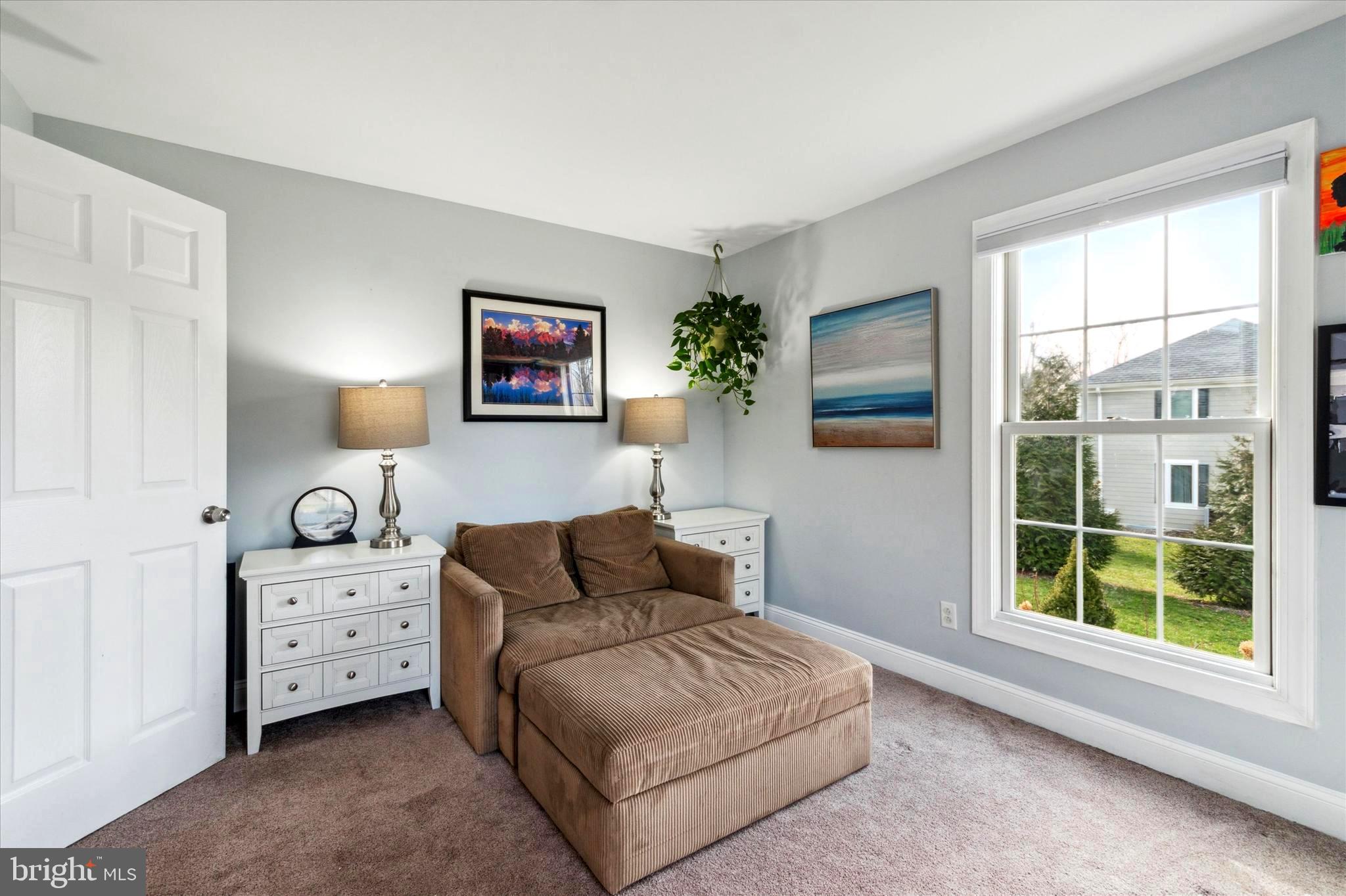 SPRING MEADOWS - Residential