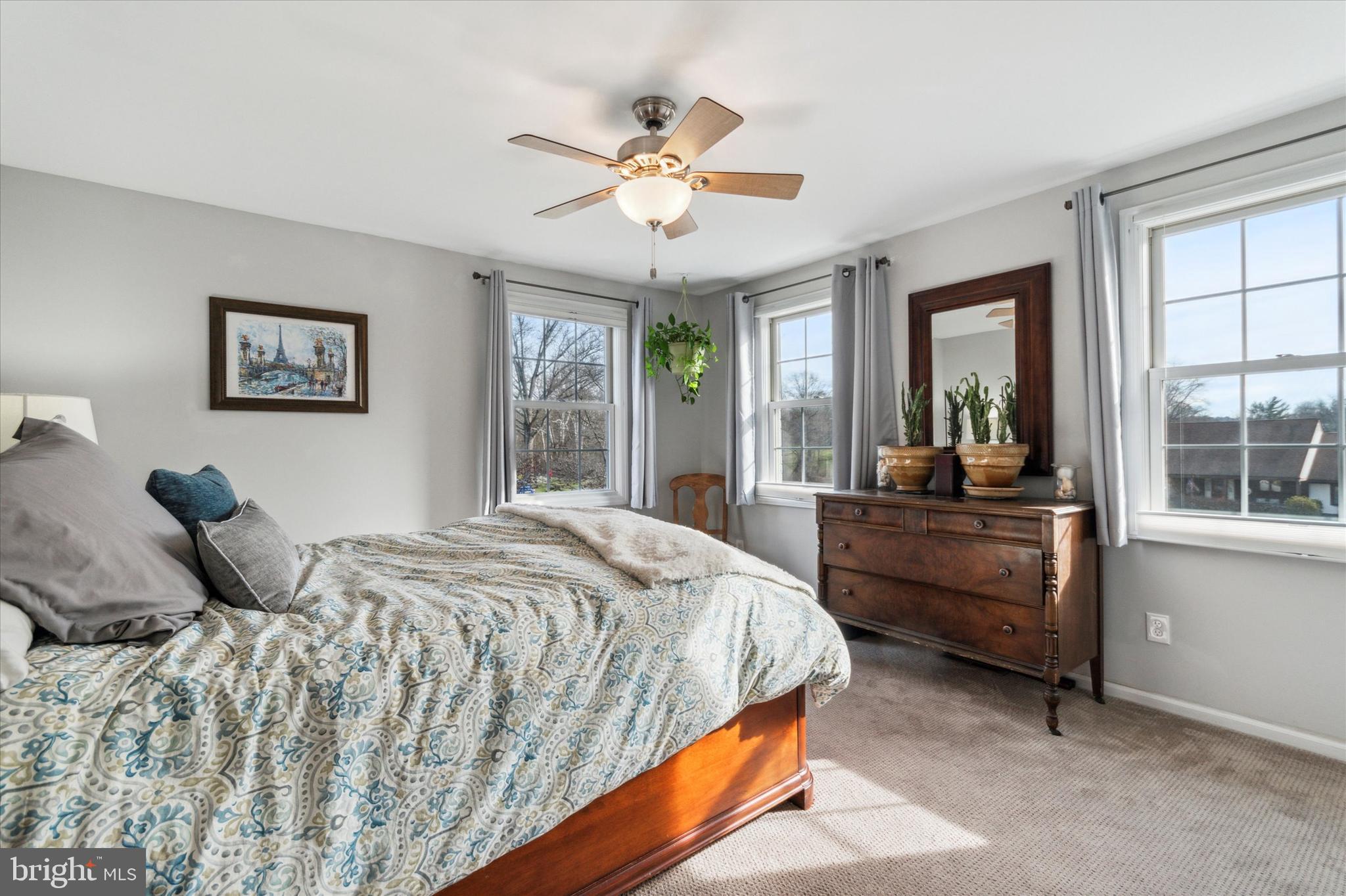 SPRING MEADOWS - Residential