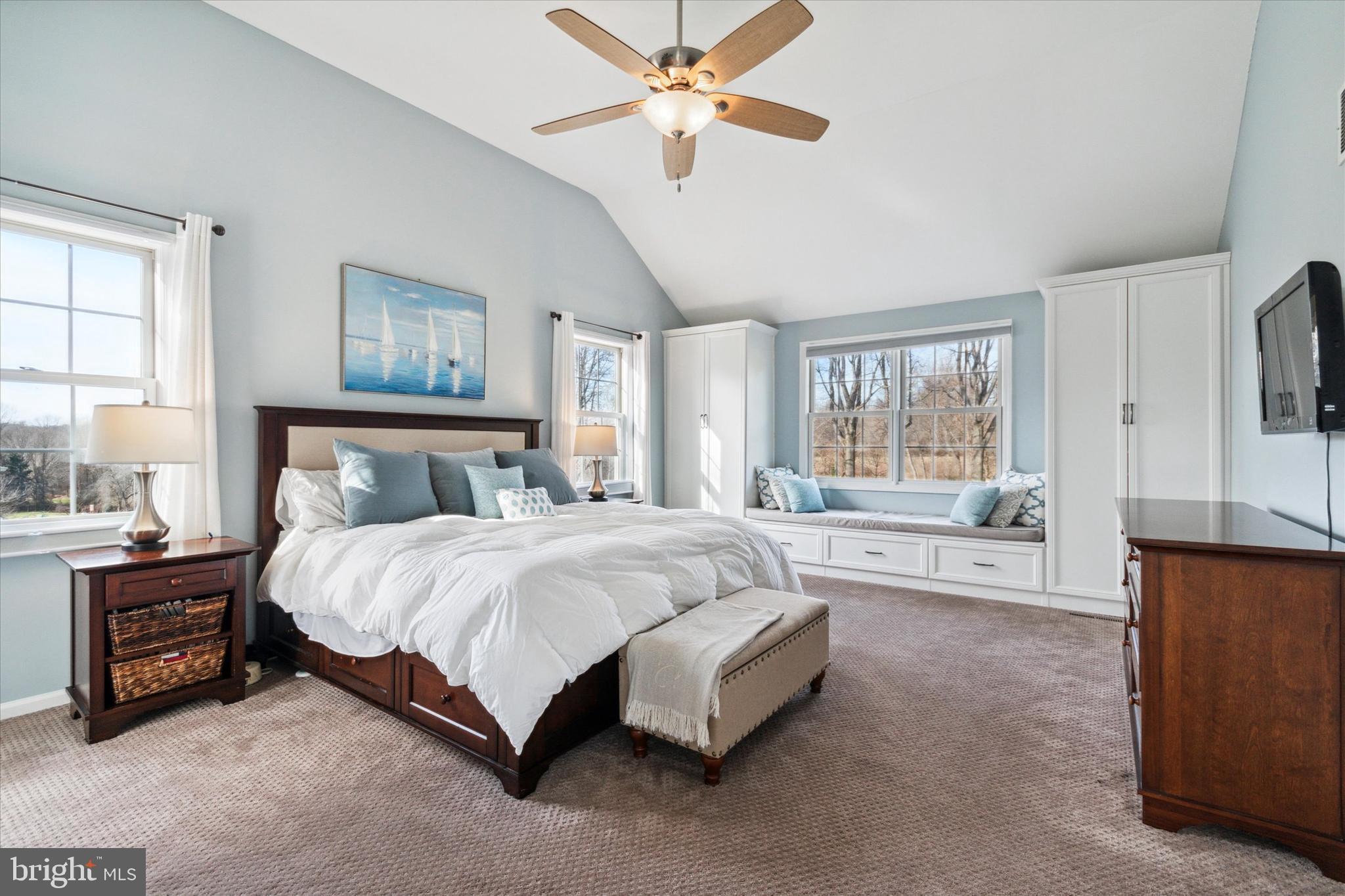 SPRING MEADOWS - Residential