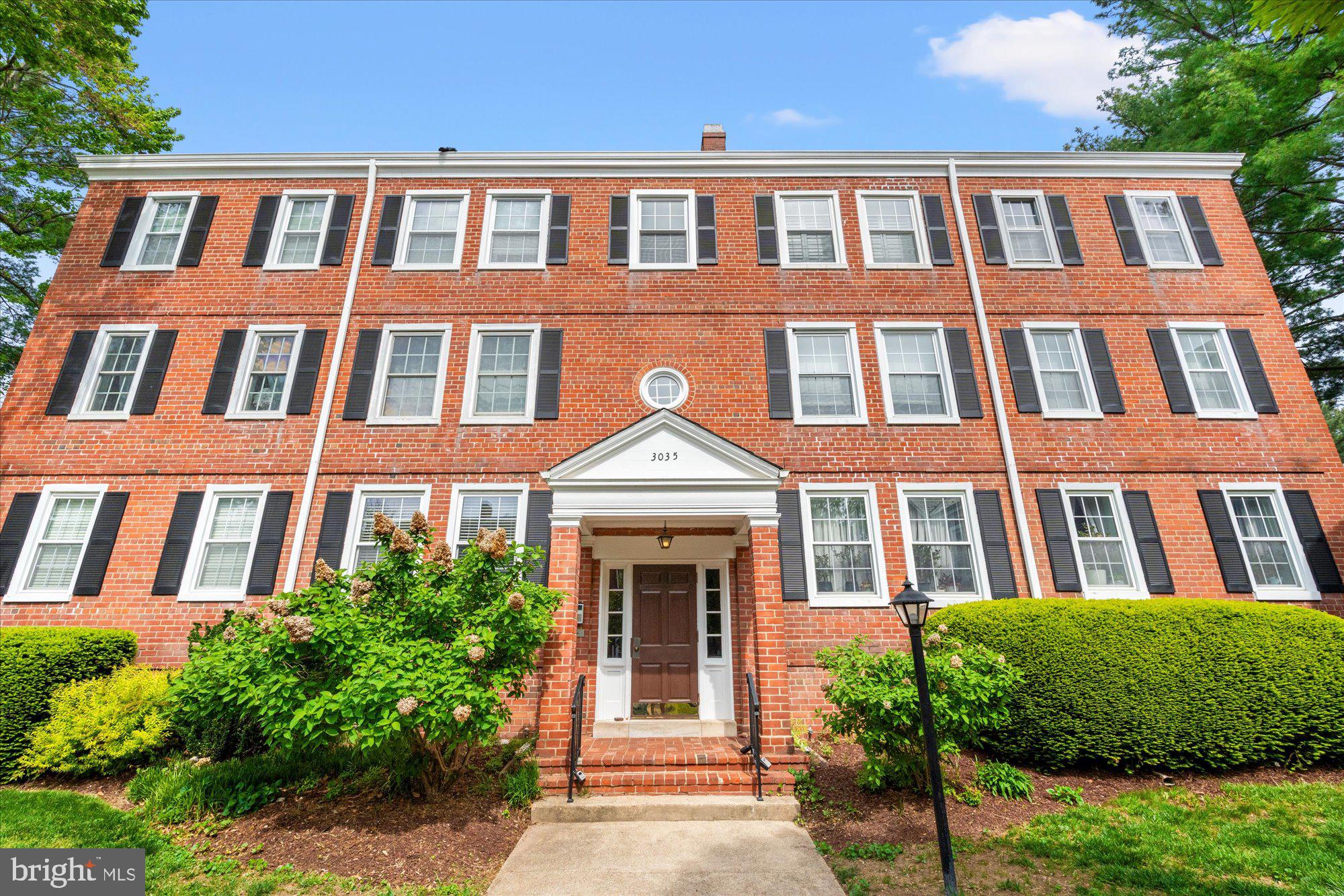 FAIRLINGTON VILLAGES - Residential Lease
