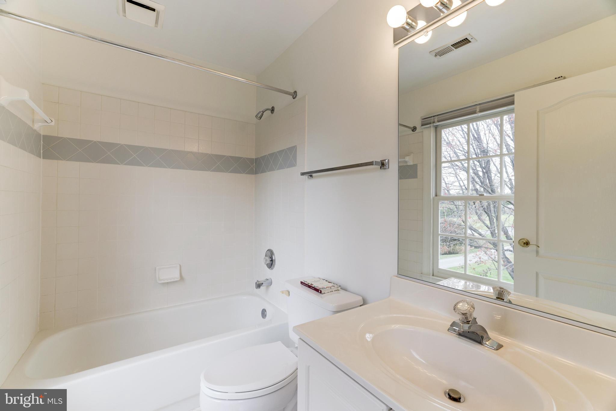 DEERFIELD POND - Residential