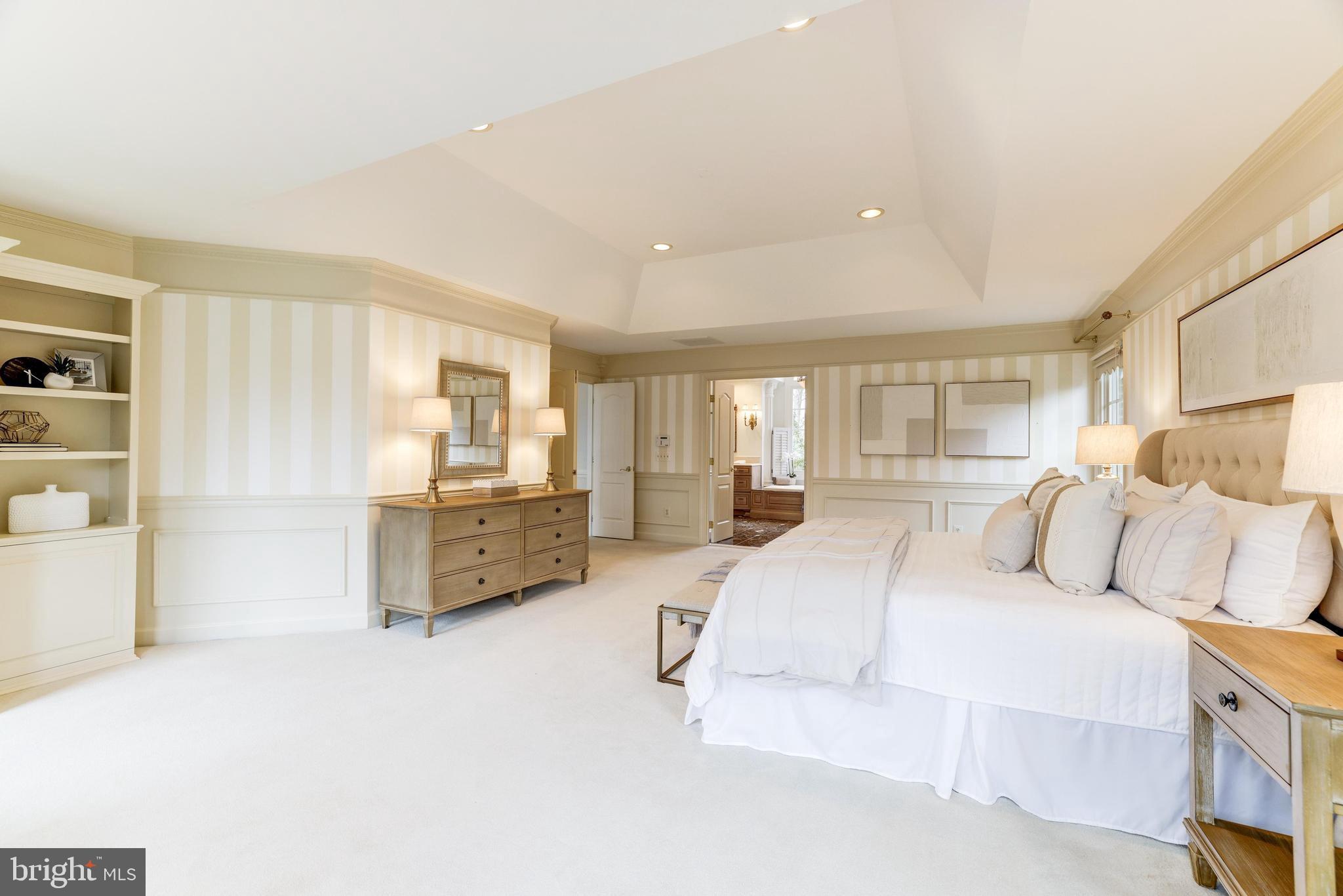 DEERFIELD POND - Residential