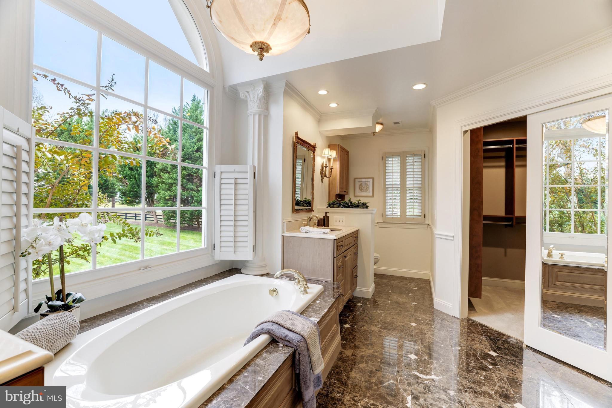 DEERFIELD POND - Residential