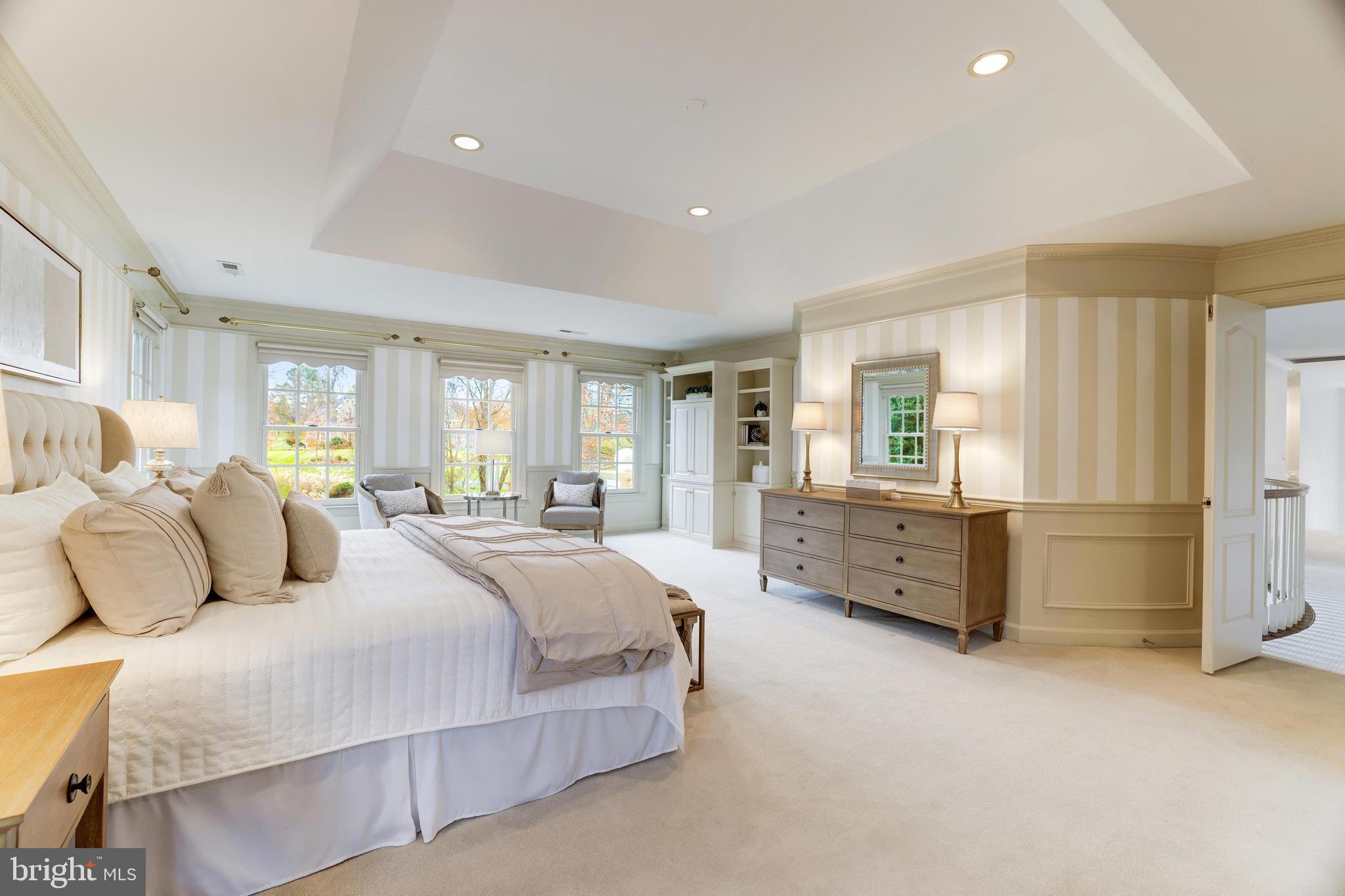 DEERFIELD POND - Residential