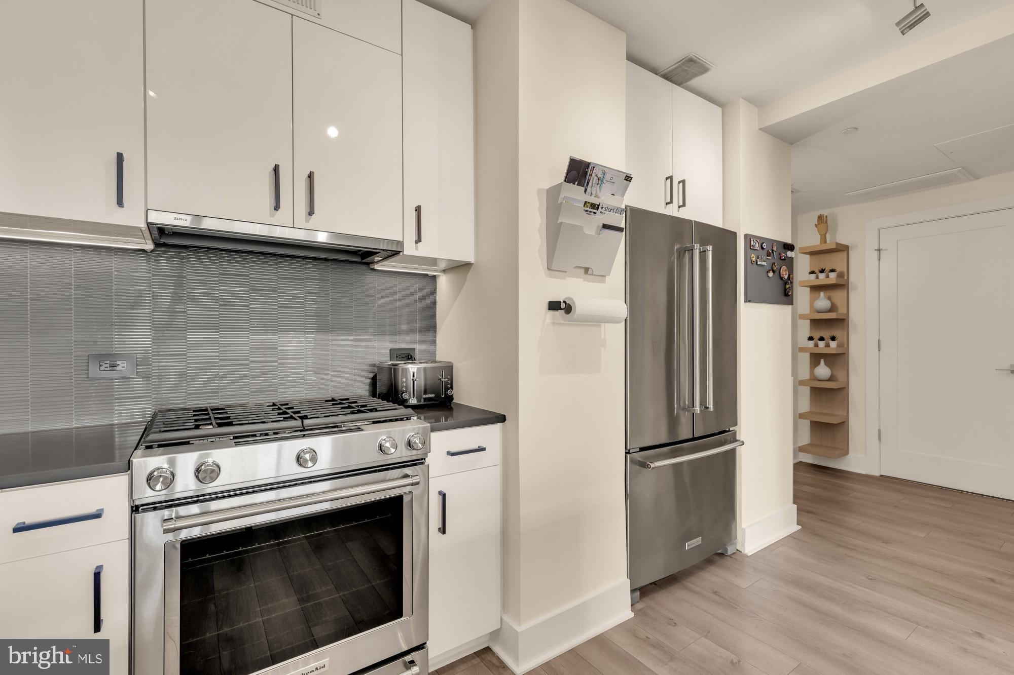 88 V STREET SW 414