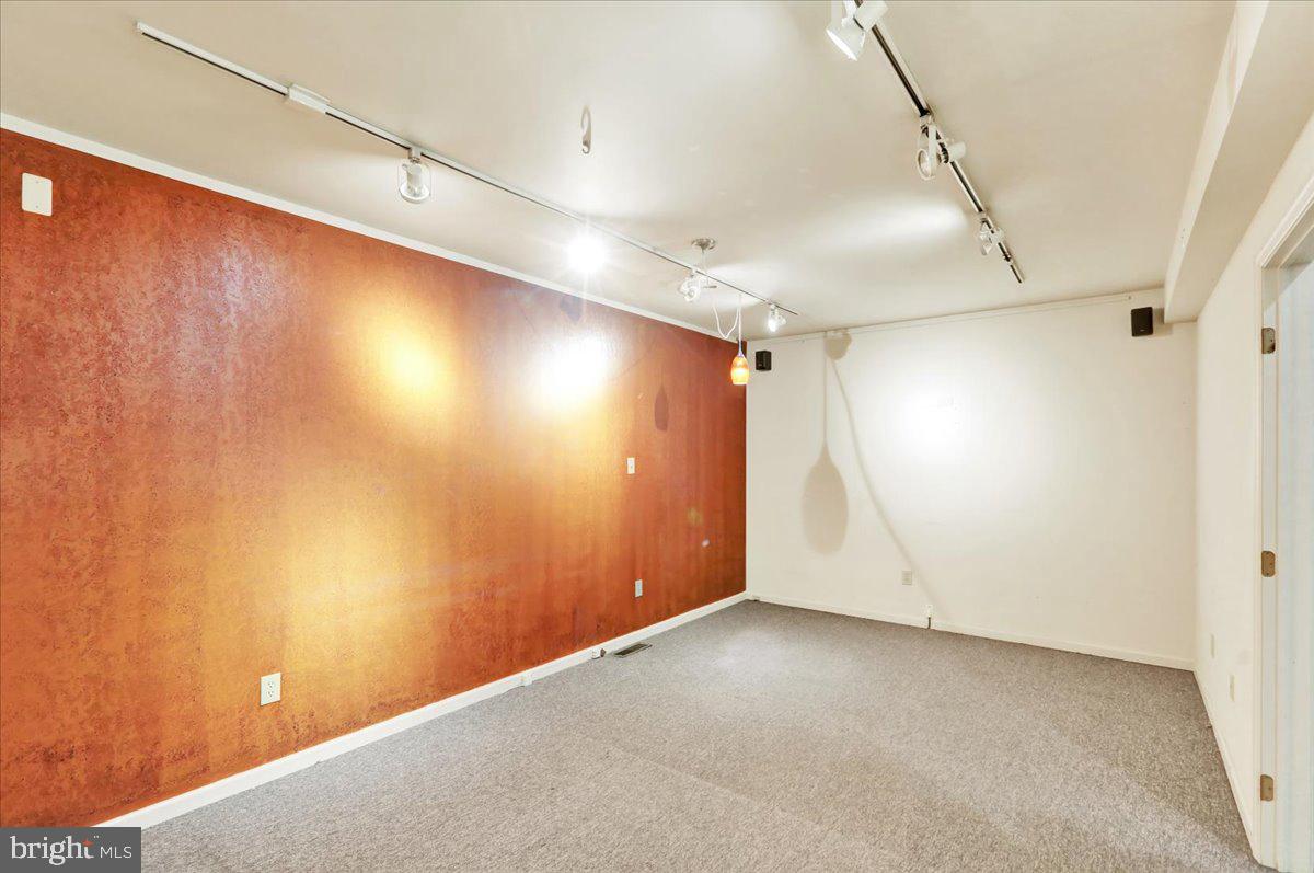 NONE AVAILABLE - Commercial Lease