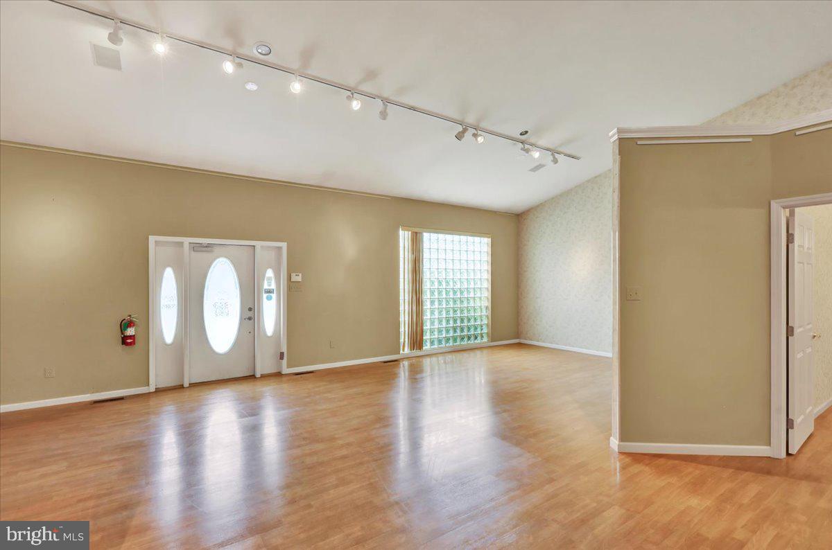 NONE AVAILABLE - Commercial Lease