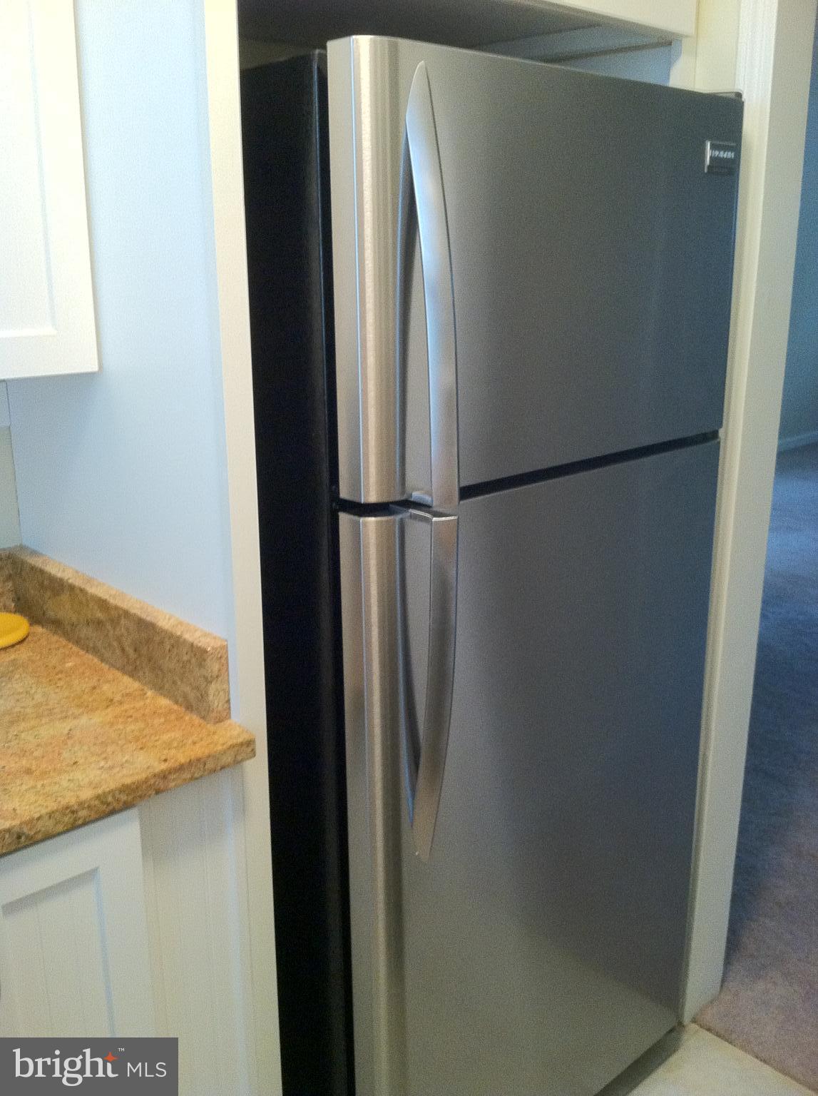 ARLINGTON OAKS - Residential Lease