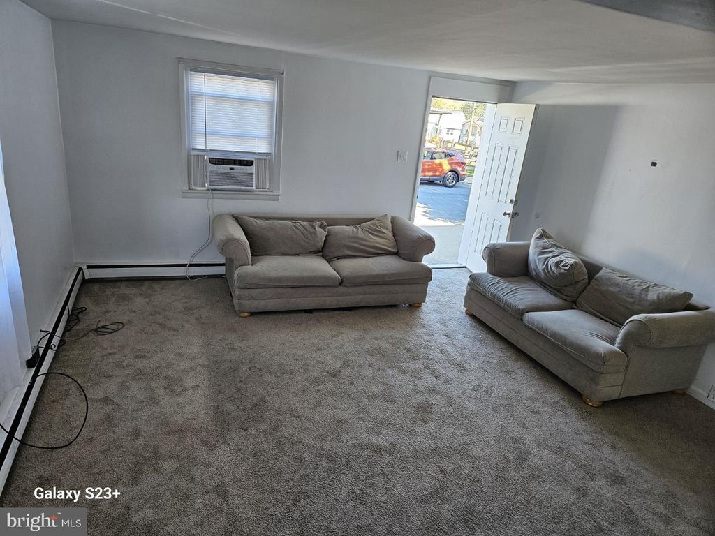 Photo of 129 Jefferson Street, STOWE, PA 19464 (MLS # PAMC2163896)