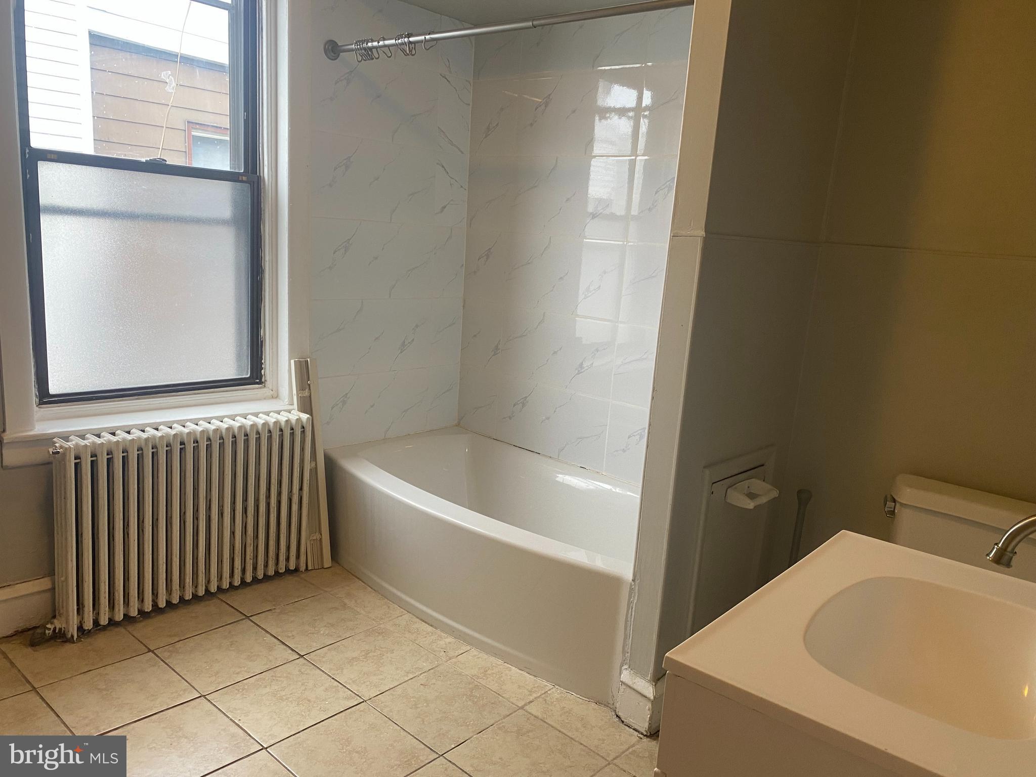 WHITMAN - Residential