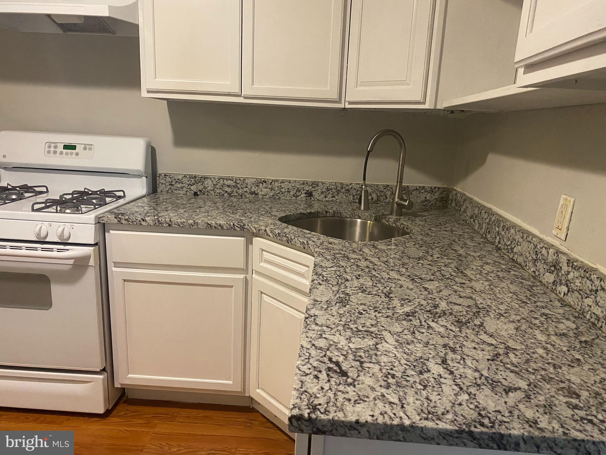 WHITMAN - Residential