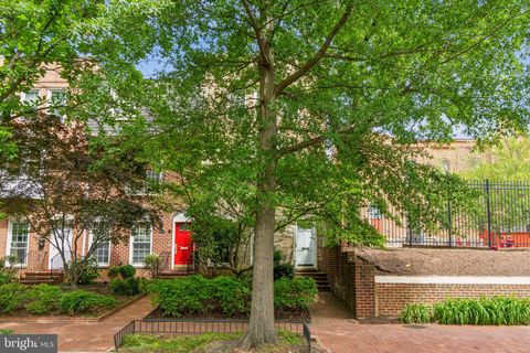 414 3RD STREET SE WASHINGTON DC 20003