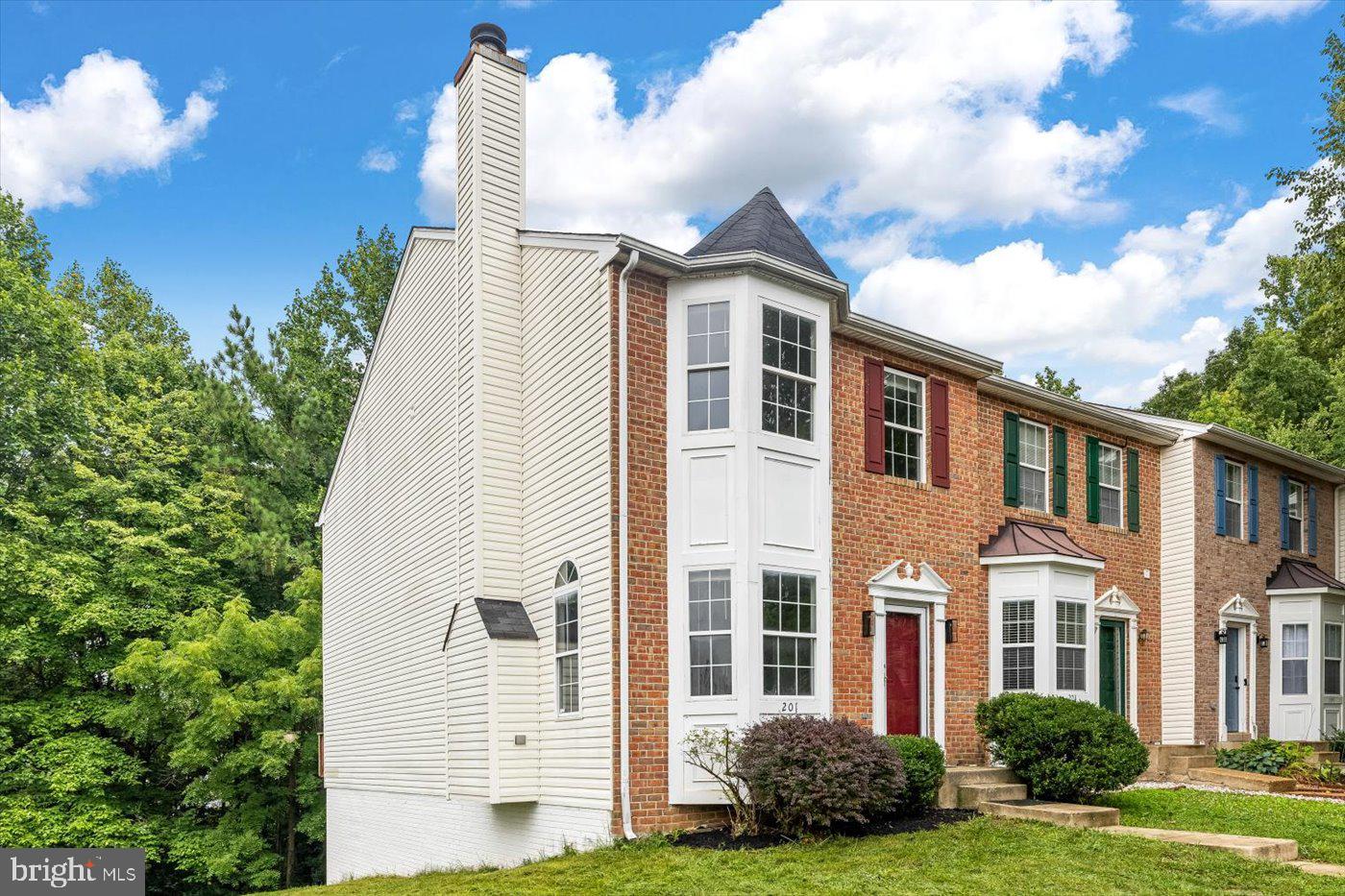 TOWNES OF ASHLEIGH - Residential