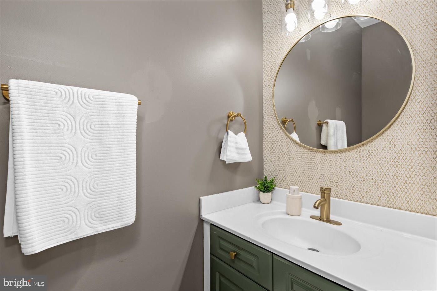 TOWNES OF ASHLEIGH - Residential