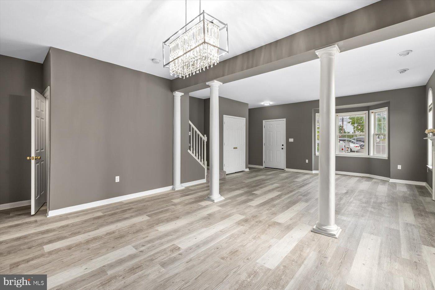 TOWNES OF ASHLEIGH - Residential