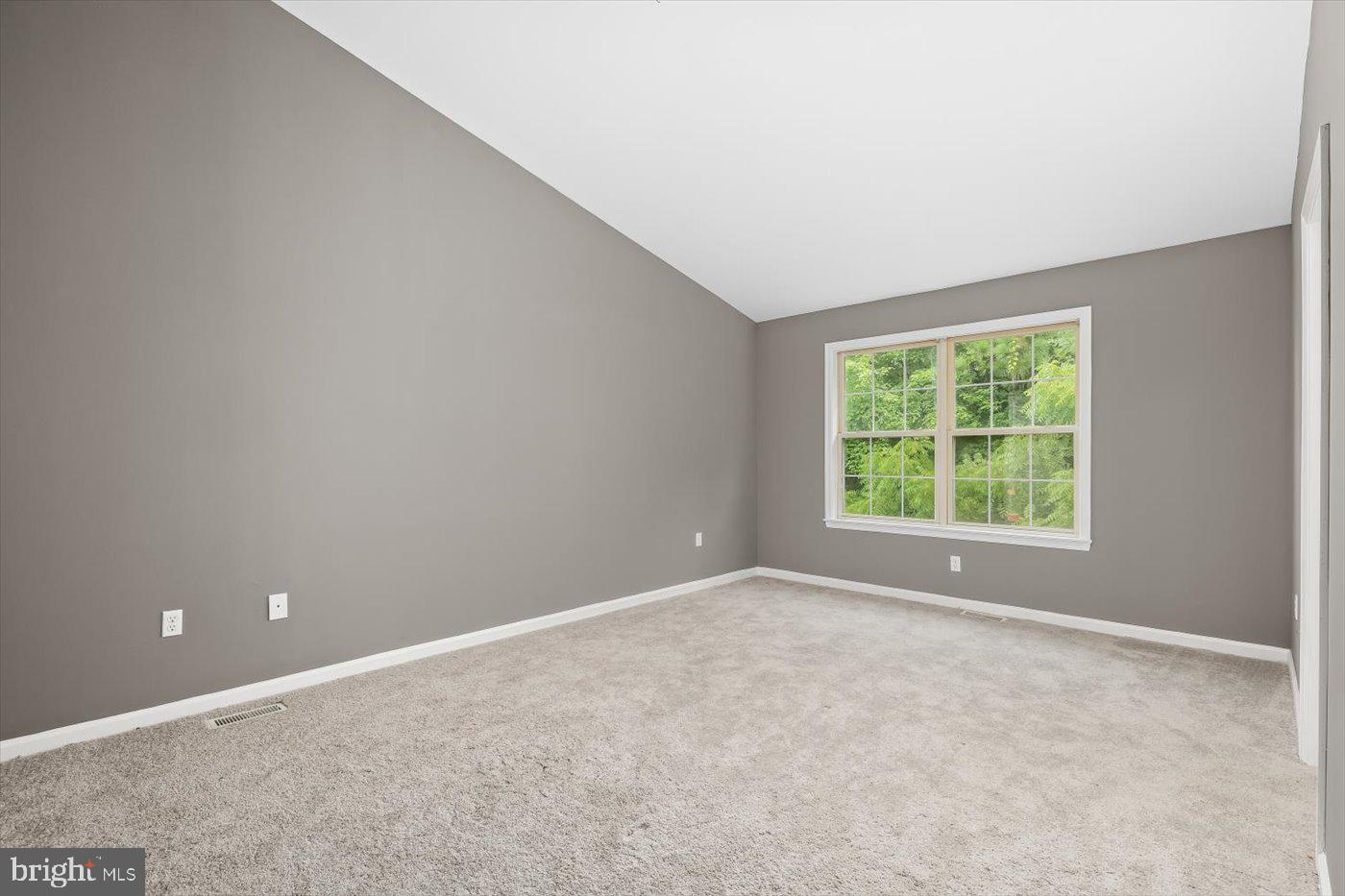 TOWNES OF ASHLEIGH - Residential