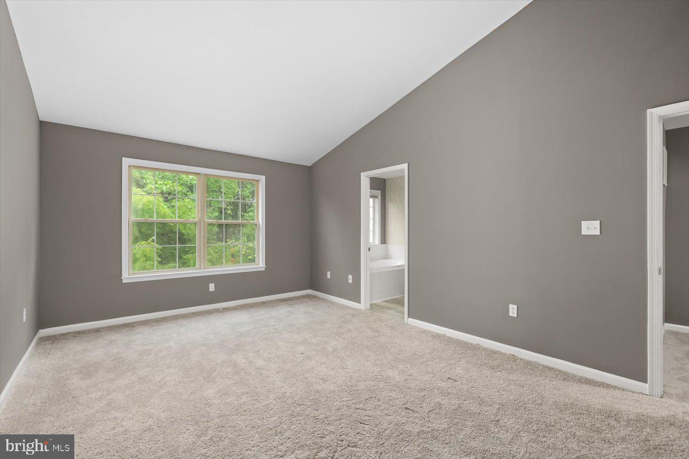 TOWNES OF ASHLEIGH - Residential