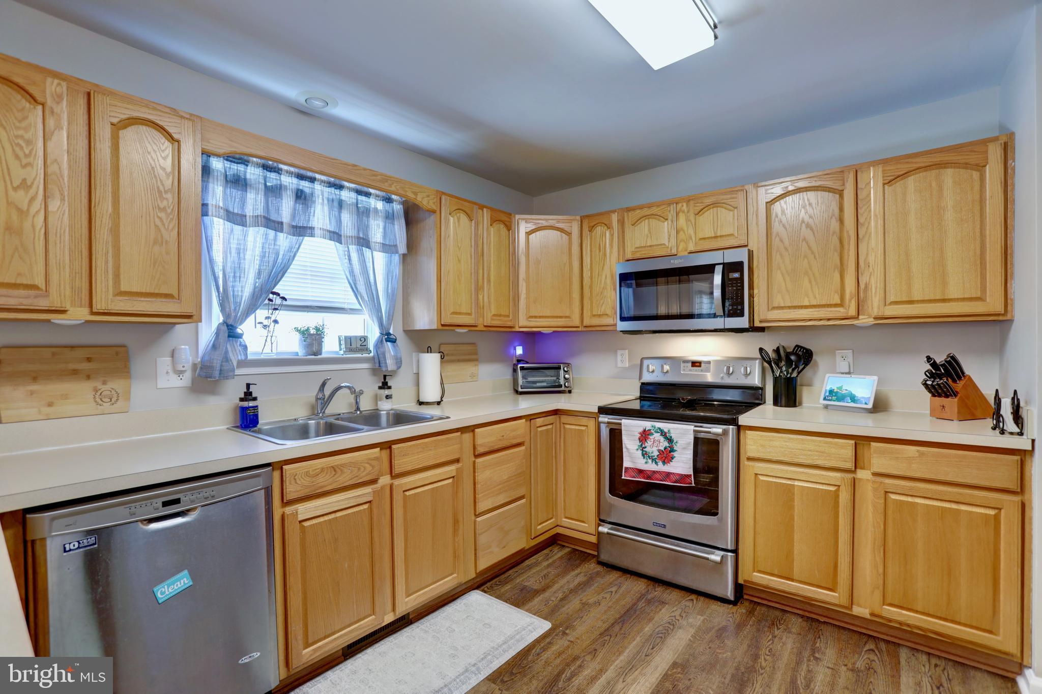 FORT HILL FARMS - Residential