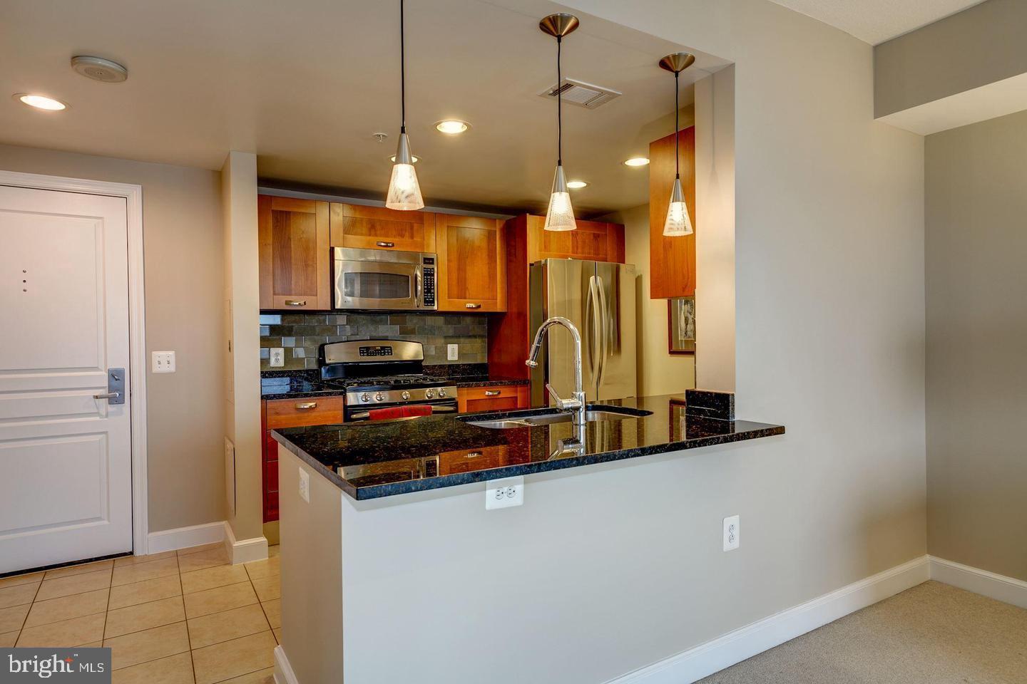 HUNTINGTON - Residential Lease