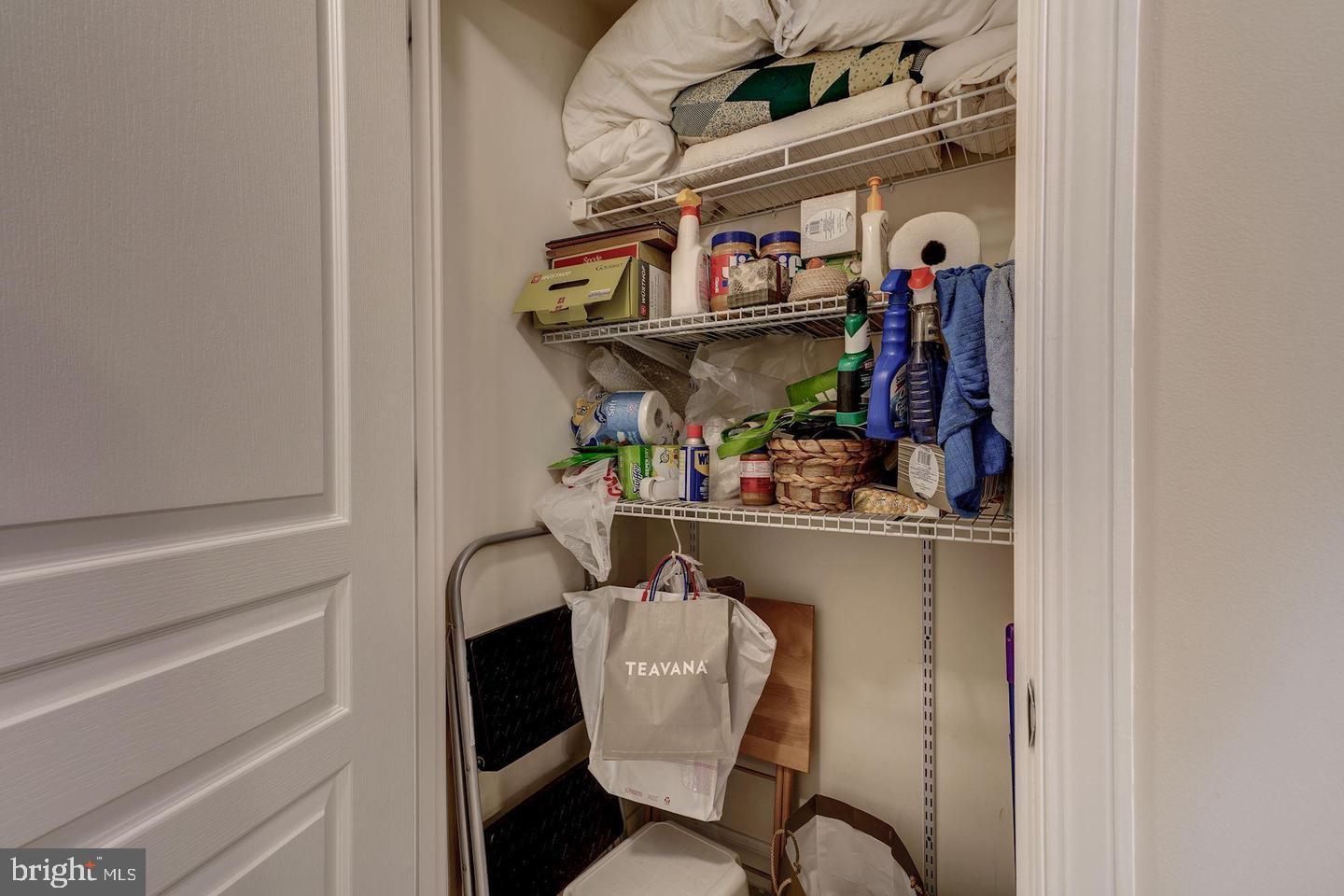 HUNTINGTON - Residential Lease