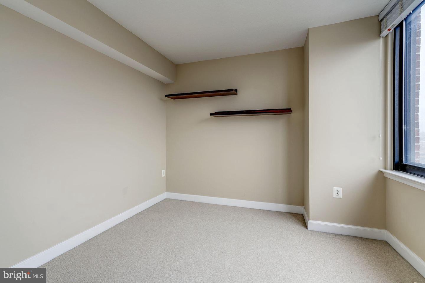 HUNTINGTON - Residential Lease