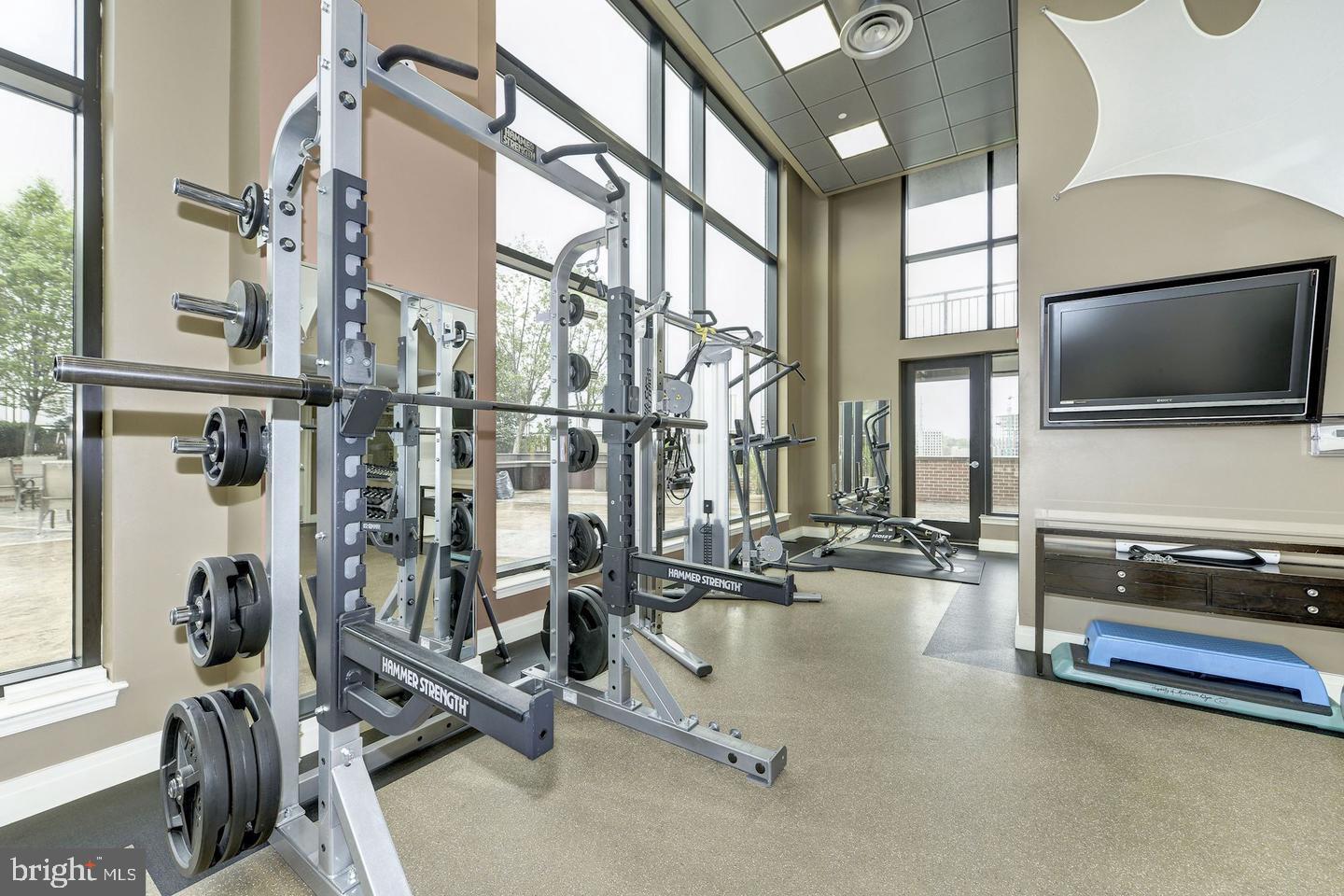 HUNTINGTON - Residential Lease