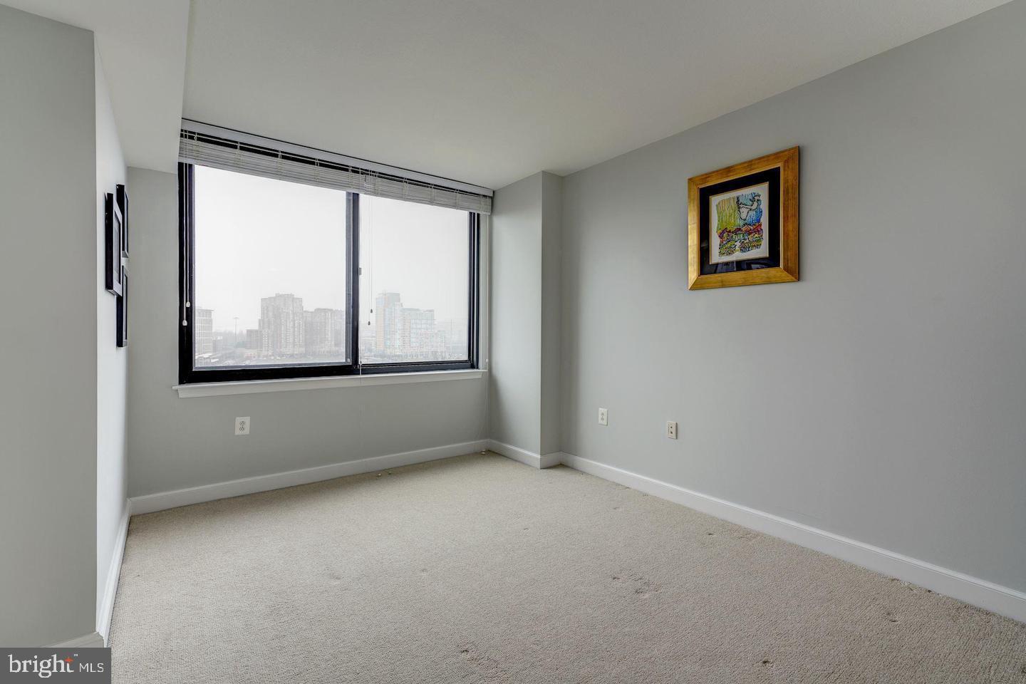 HUNTINGTON - Residential Lease