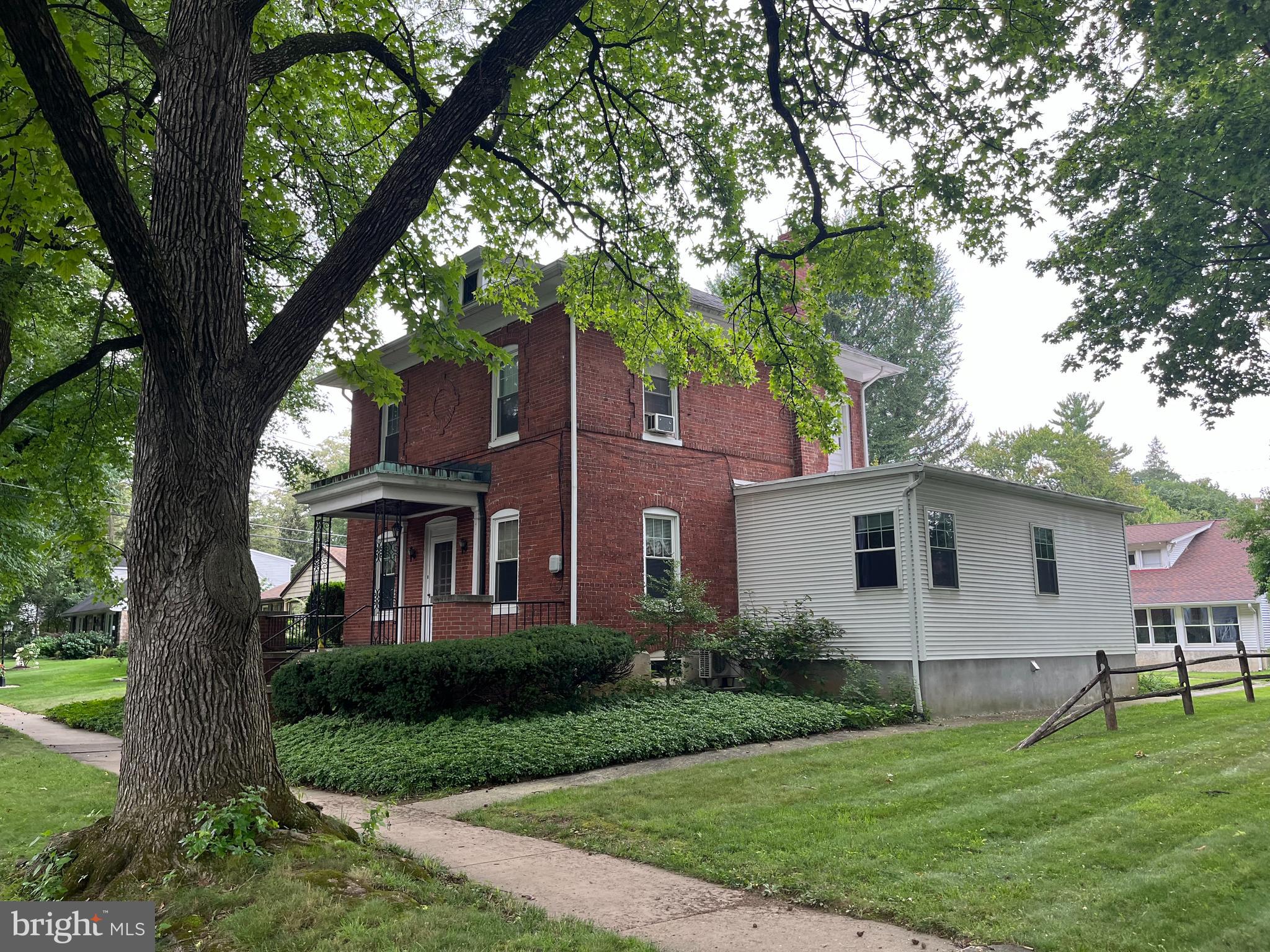 WYOMISSING - Residential