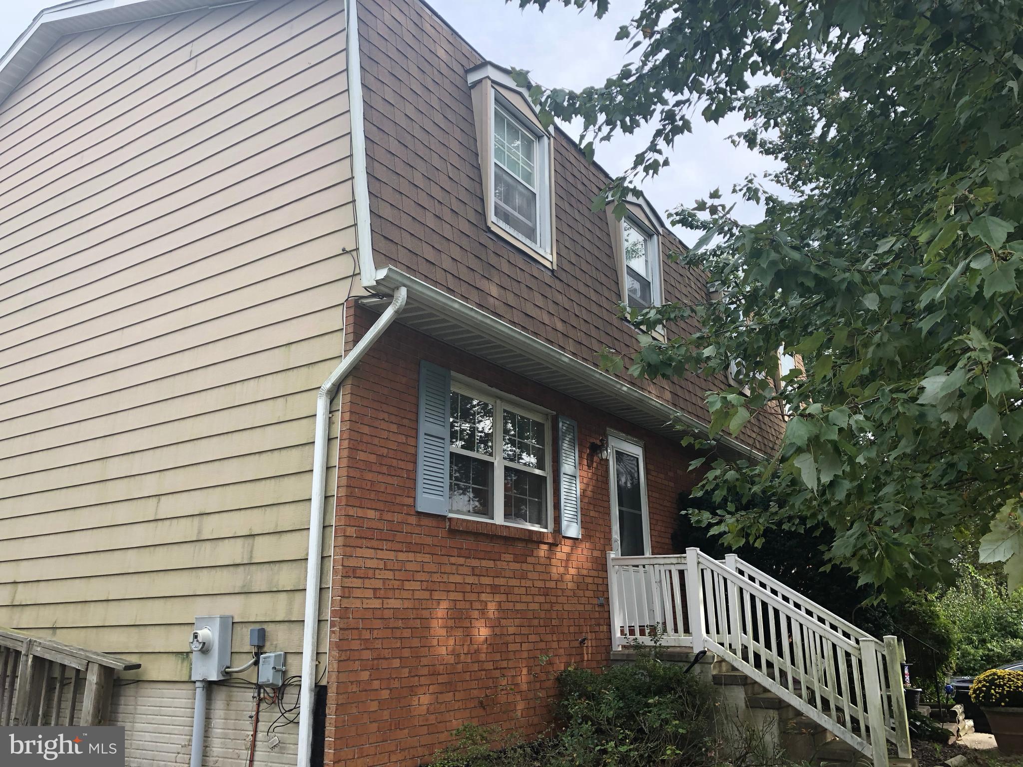 WASHINGTON CENTER - Residential