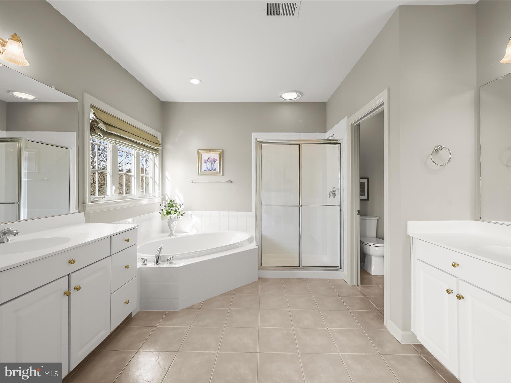 GLENBROOK - Residential