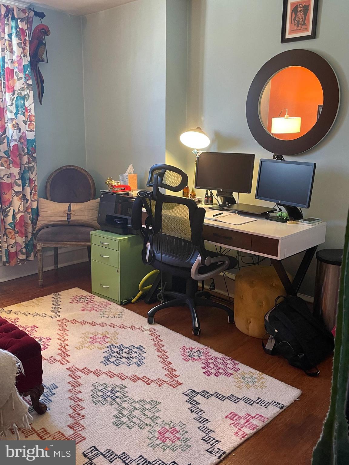 EAST FALLS - Residential Lease