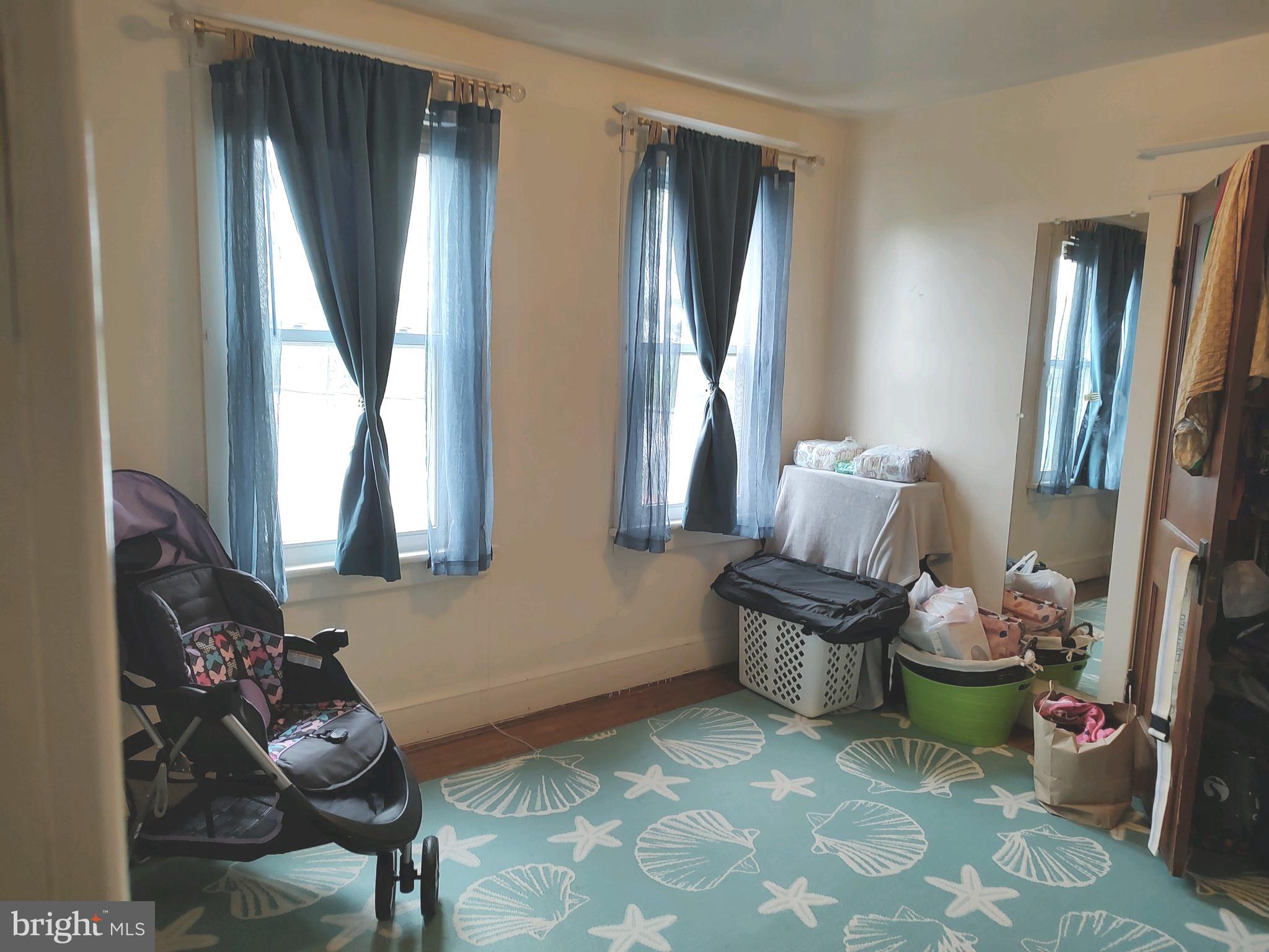 HAGERSTOWN - Residential