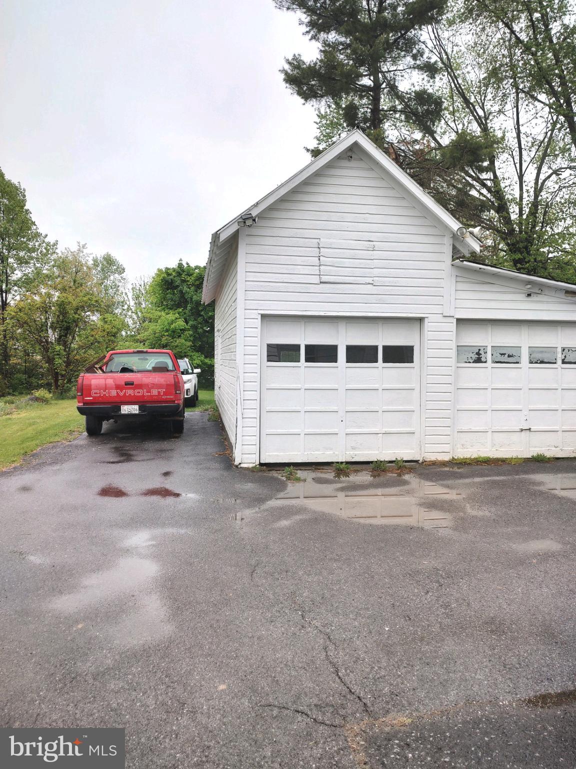 HAGERSTOWN - Residential