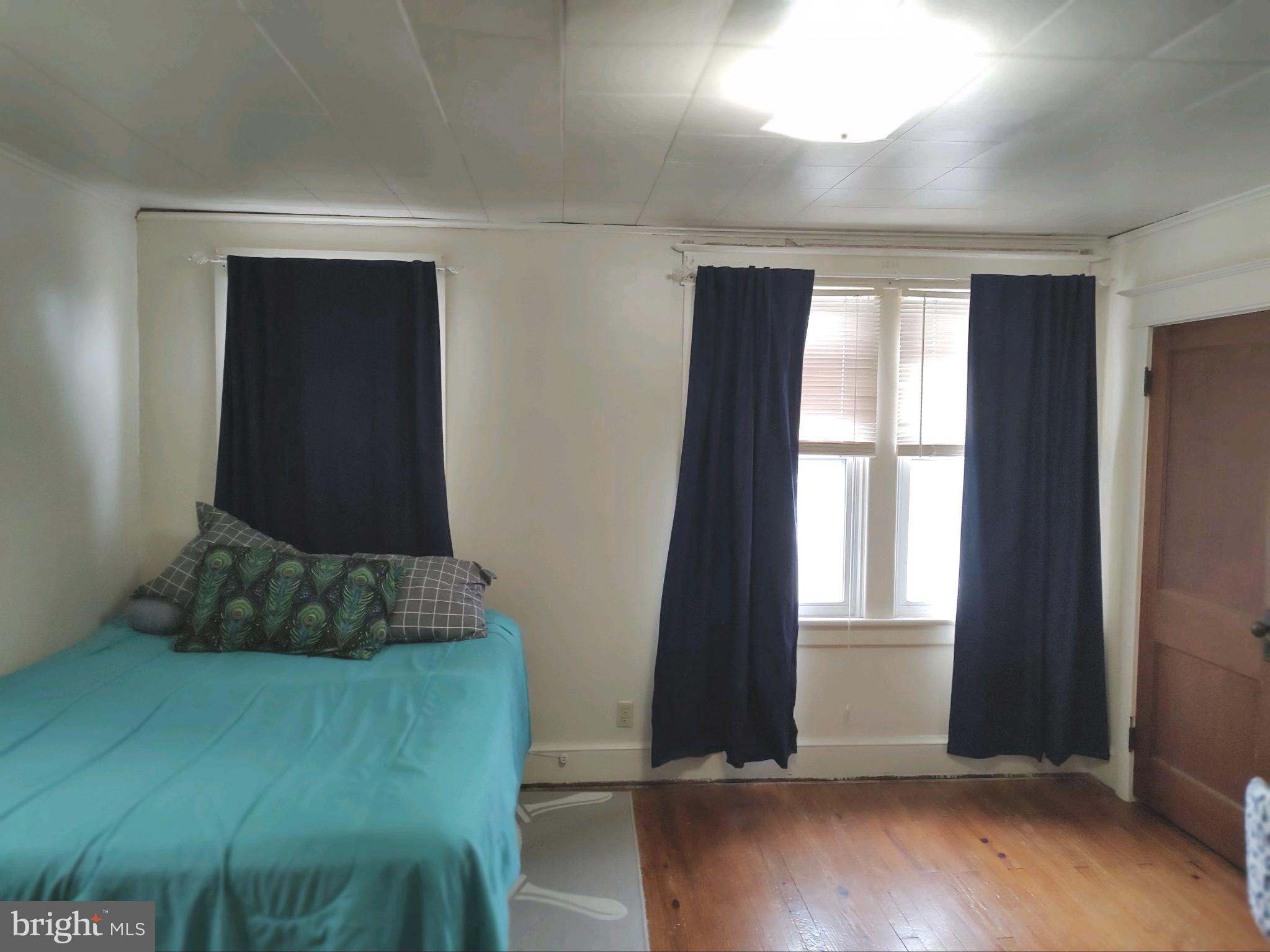 HAGERSTOWN - Residential