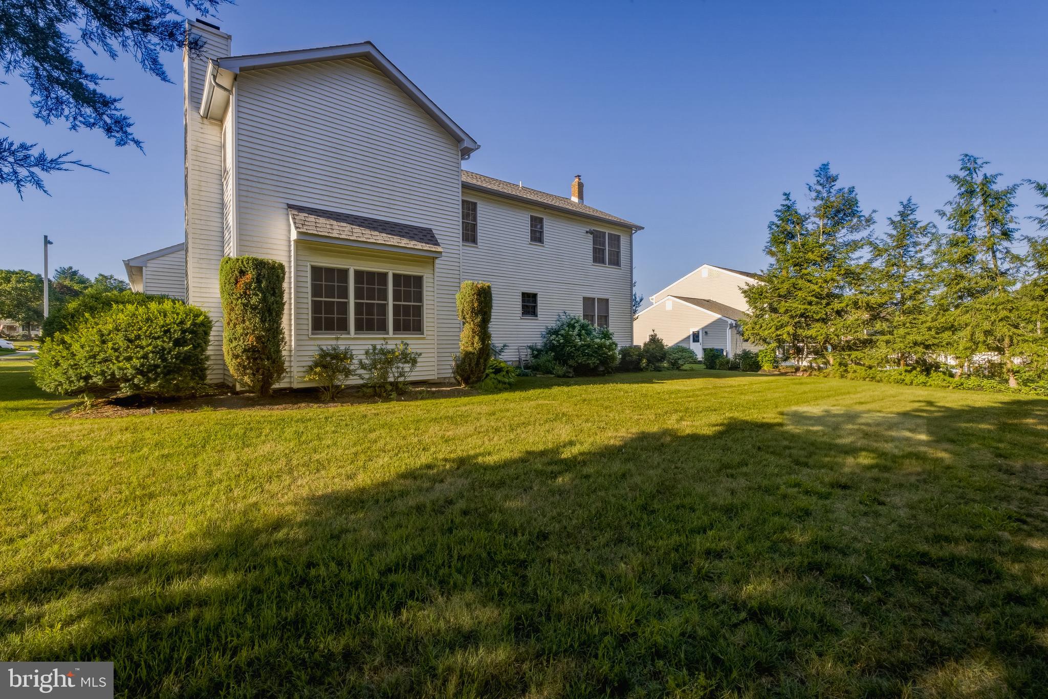 5 THORNFIELD CIRCLE