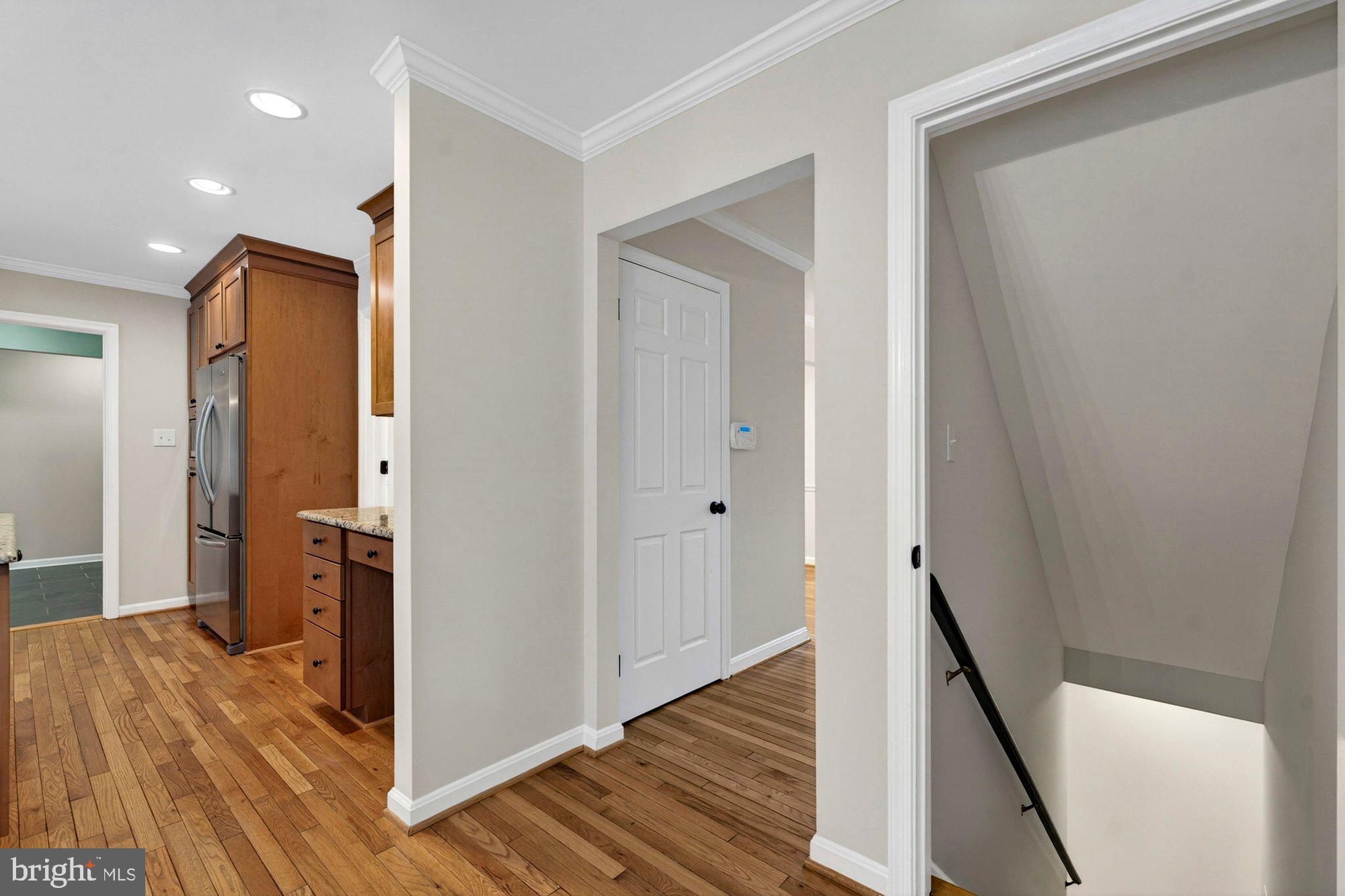 LEE MANOR - Residential