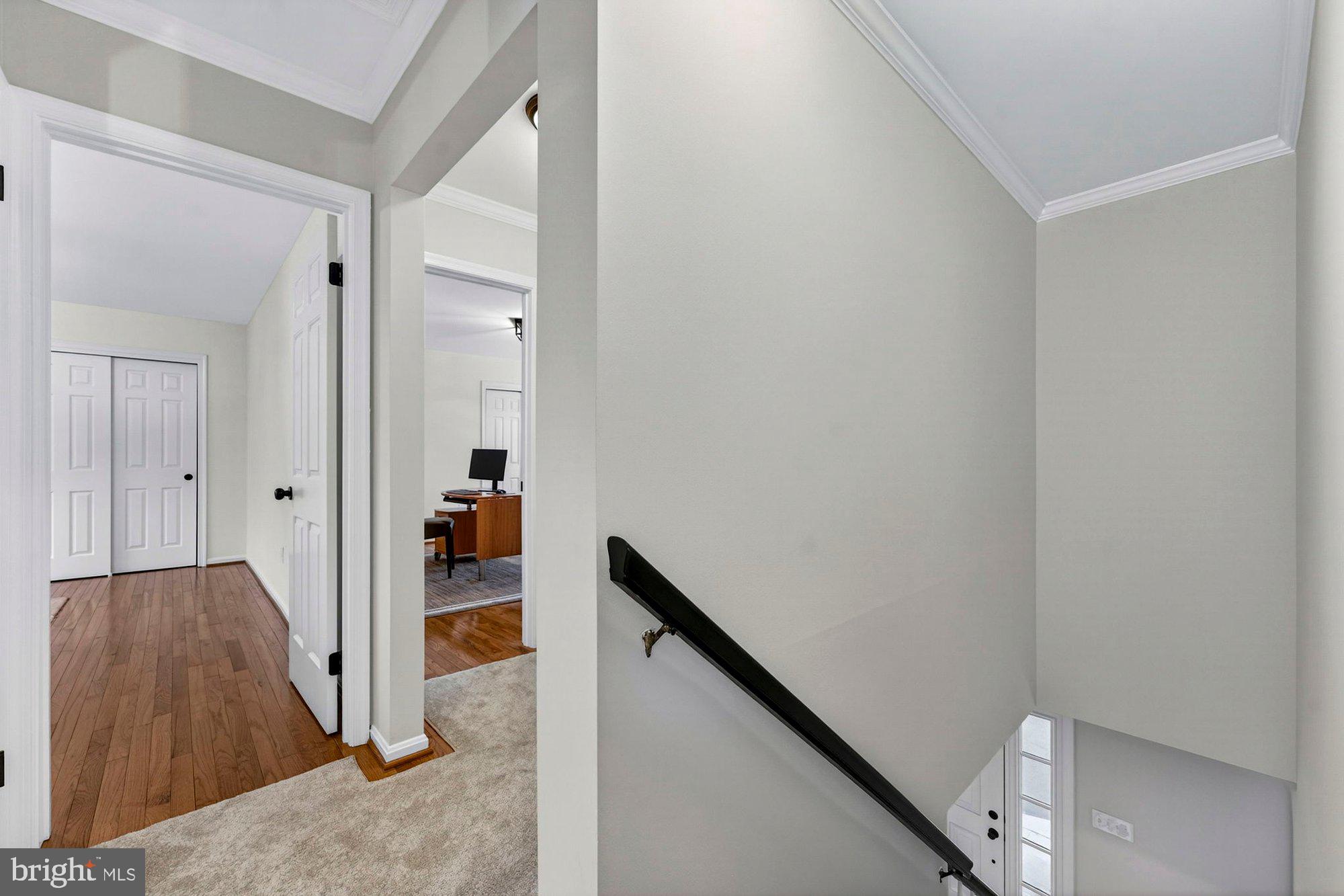 LEE MANOR - Residential