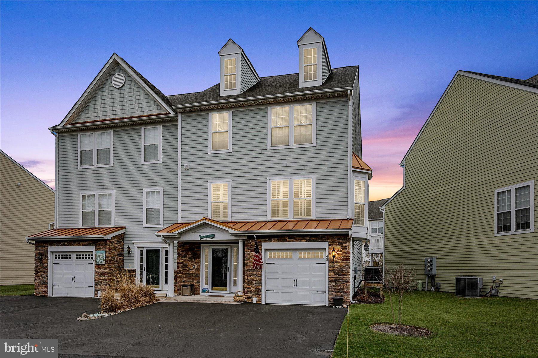 45 DOCS PLACE EXTENSION