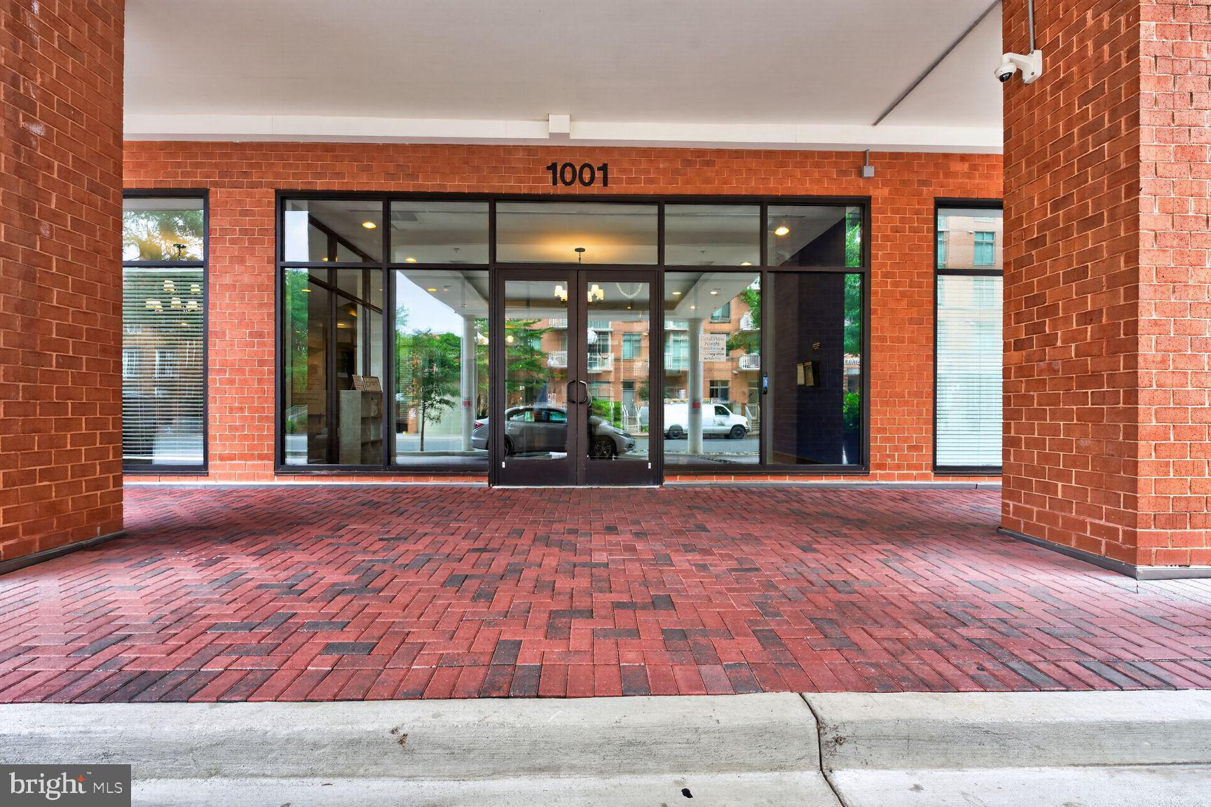 1001 N RANDOLPH STREET 106